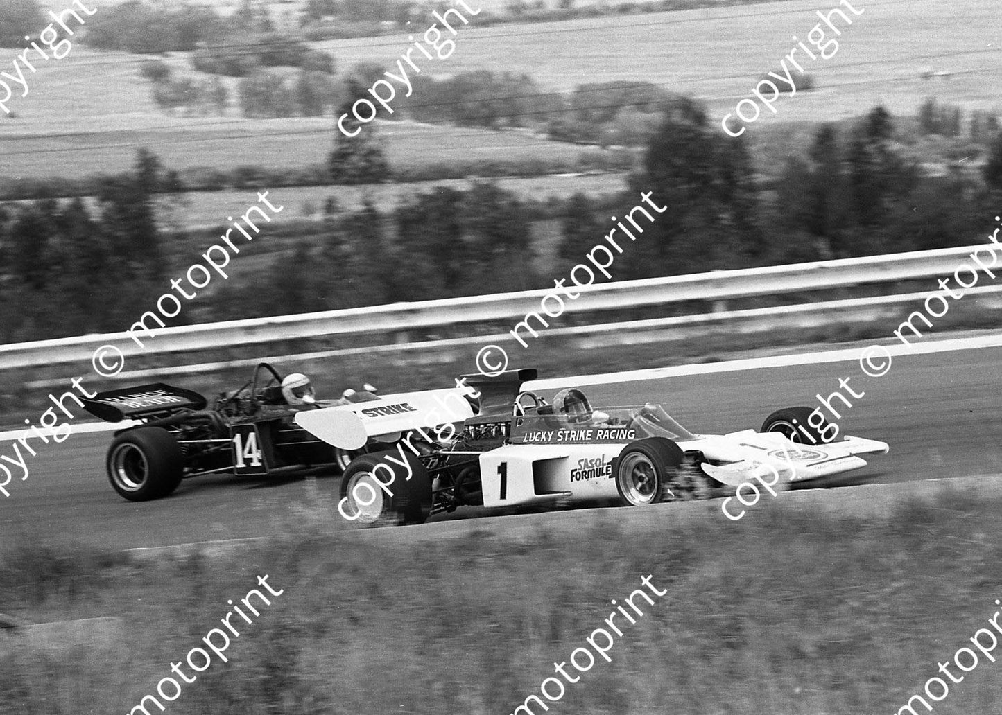 1973 SS Kya 1 Dave Charlton Lotus 72_ 14 Derek Tunmer McL M10 cleaned 5x7 (permission Malcolm Sampson Motorsport Photography)