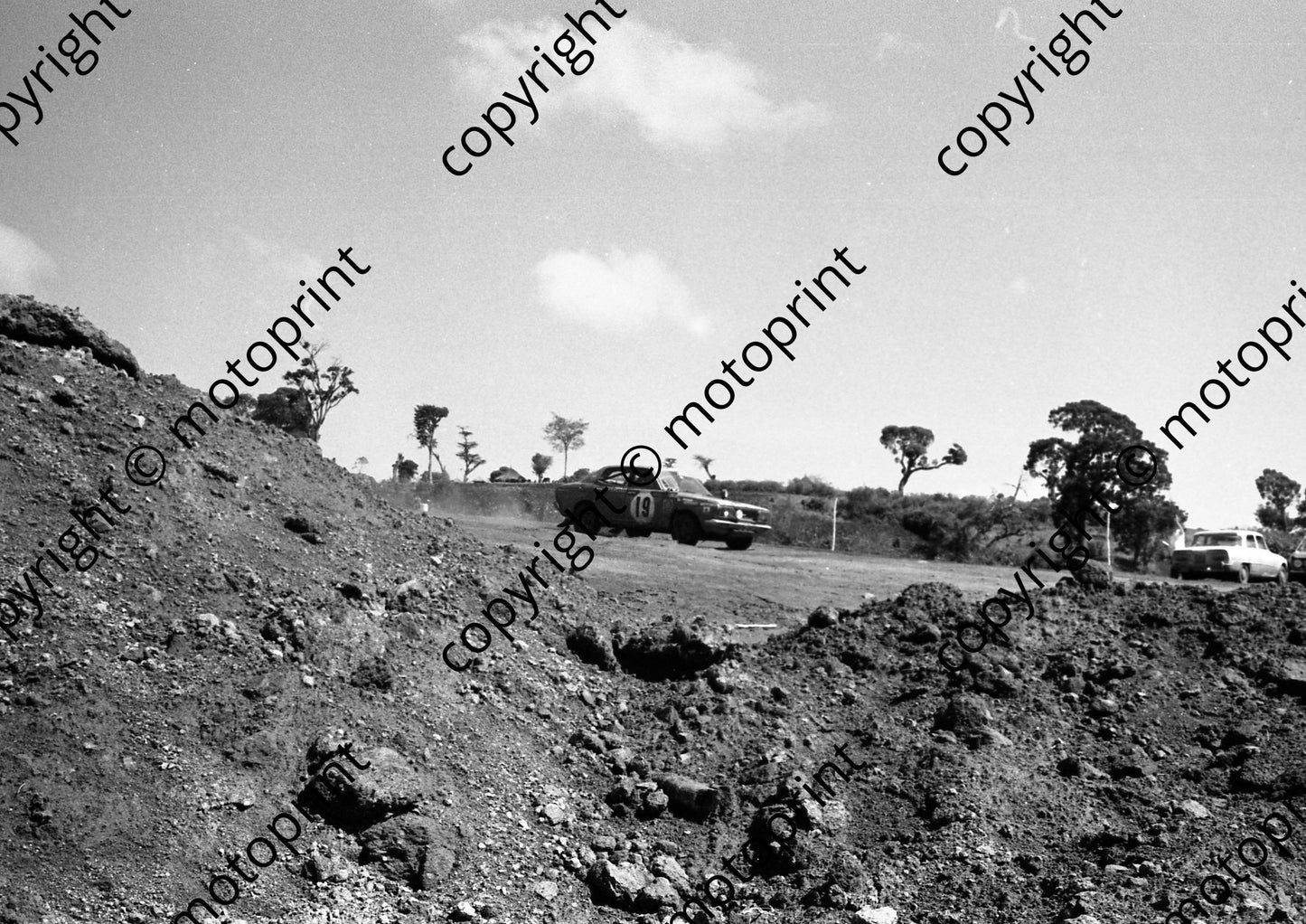 1973 Safari 19 Tony Fall, Mike Wood Datsun 1800SSS 1049 (courtesy Roger Swan) (3)