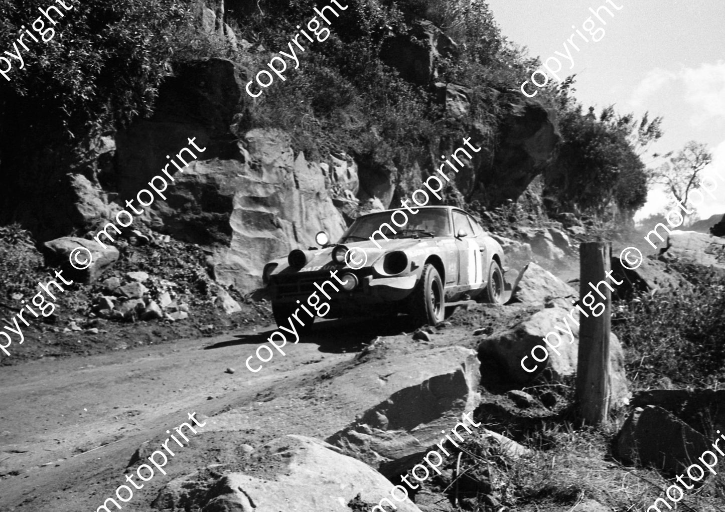 1973 Safari 1 Shekhar Mehta, Lofty Drews Datsun 240Z 1049 (courtesy Roger Swan) (11)