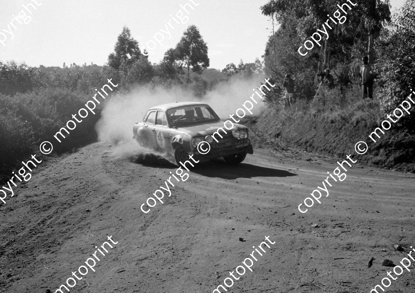 1973 Safari 4 Hannu Mikkola, John Davenport Escort RS1600 Mk1 1059 (courtesy Roger Swan) (27)