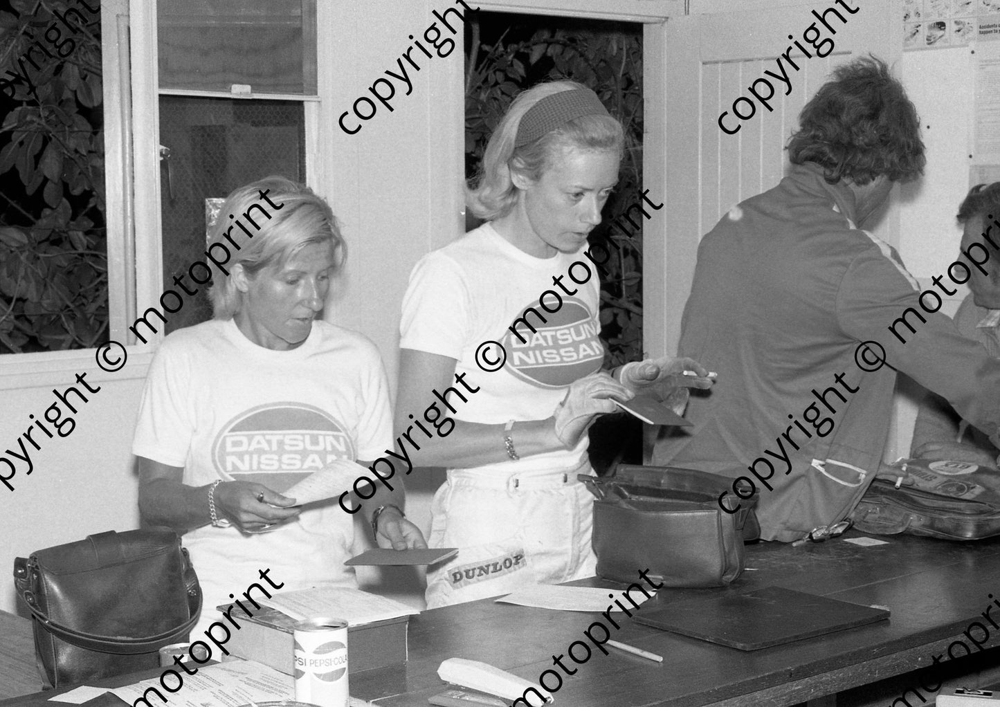 1973 Total 17 Oda Dencker-Andersen, Charlotte Heuser Datsun GX (courtesy Roger Swan)jpg (6)