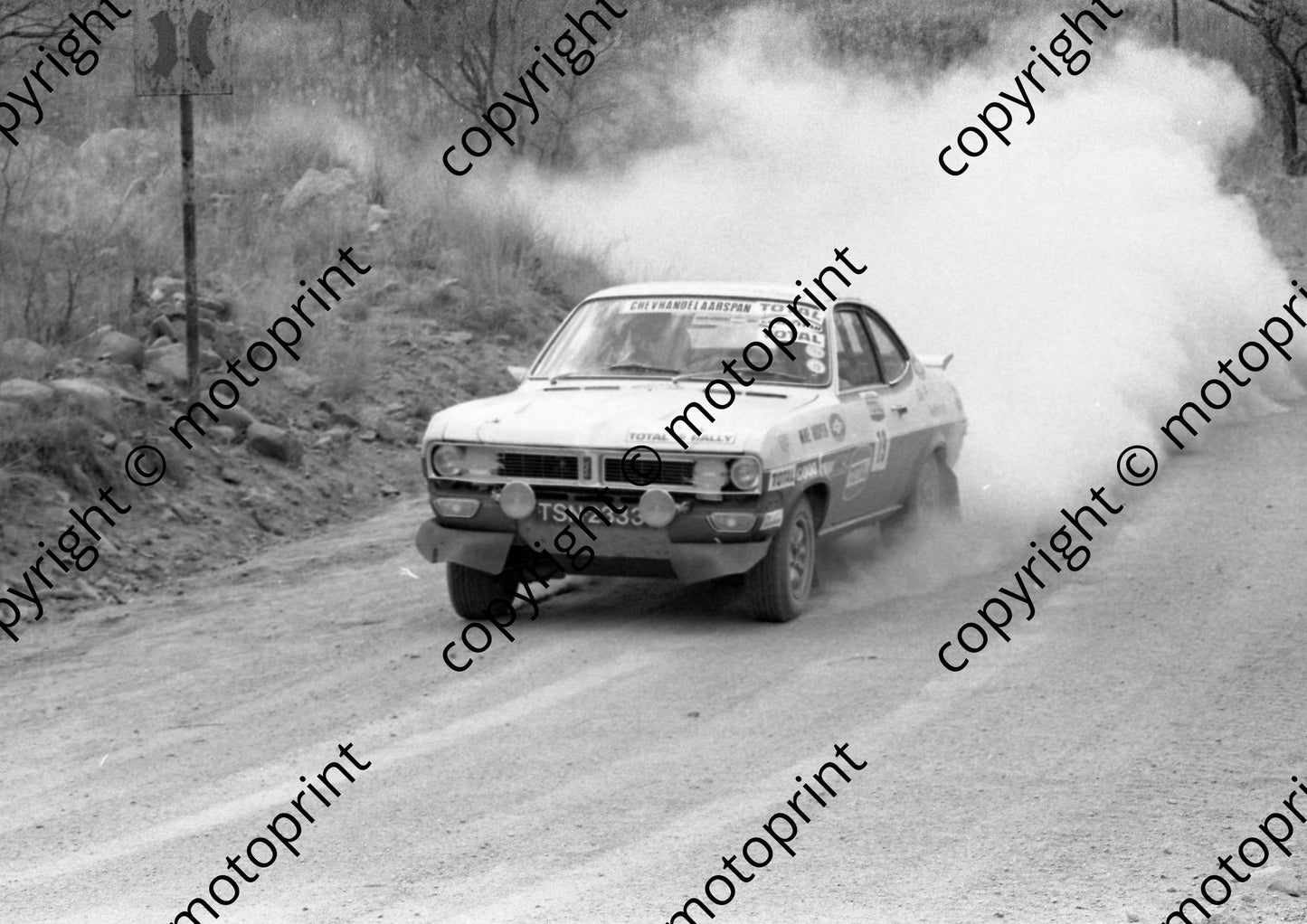 1973 Total 19 Louis Cloete, Mike Hooper Chev CanAm (courtesy Roger Swan) (30)
