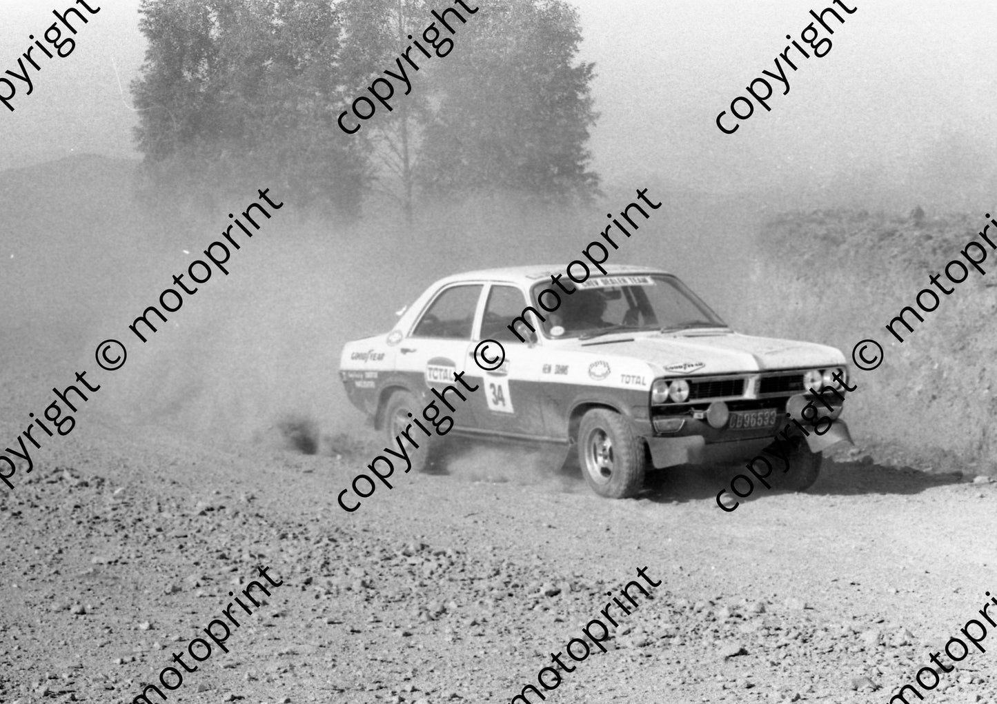 1973 Total 34 Hein, Ronel Dahms Chev Firenza (courtesy Roger Swan) (14)