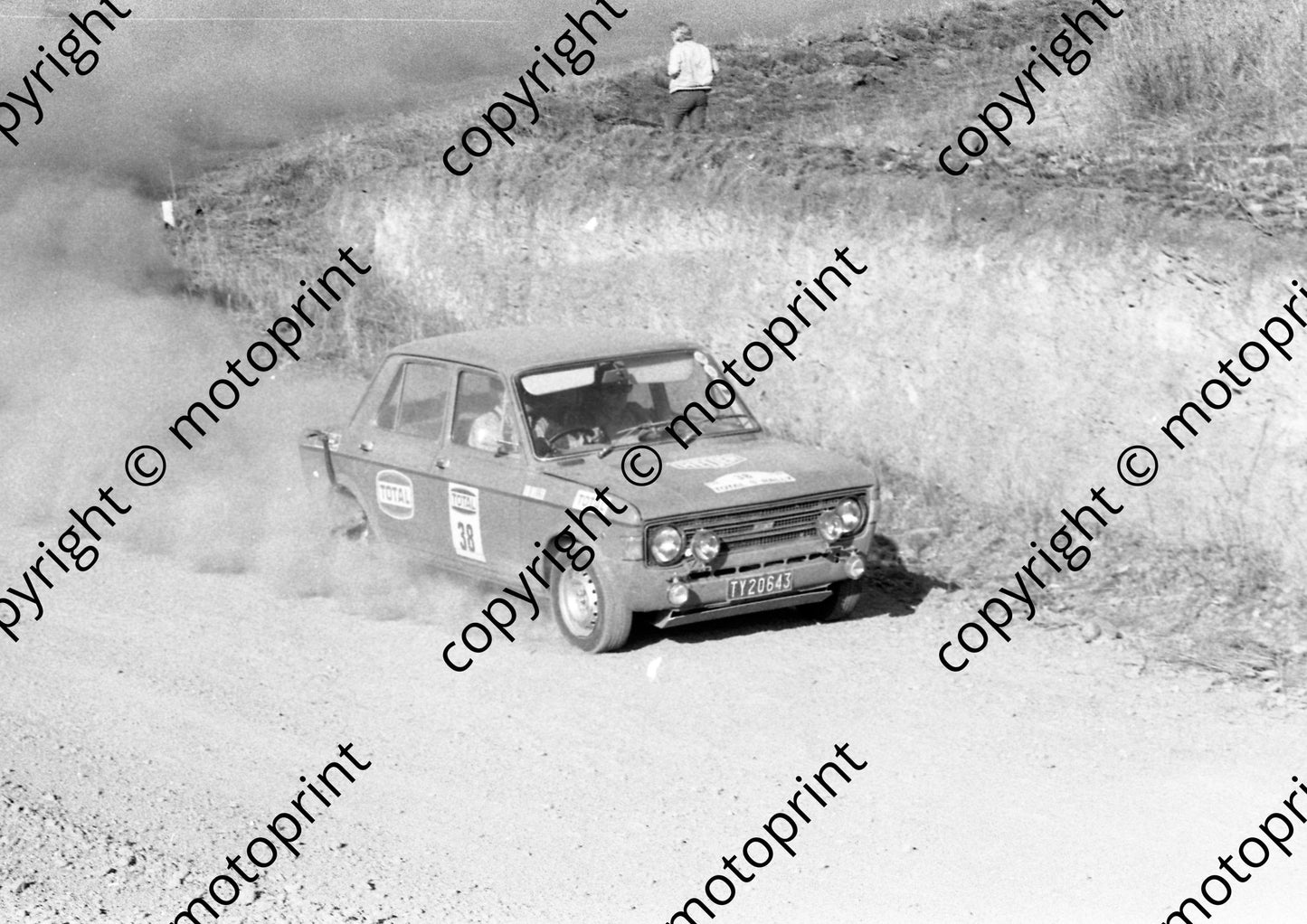 1973 Total 38 Ian Miller, John Buttress Fiat 128 (courtesy Roger Swan) (35)