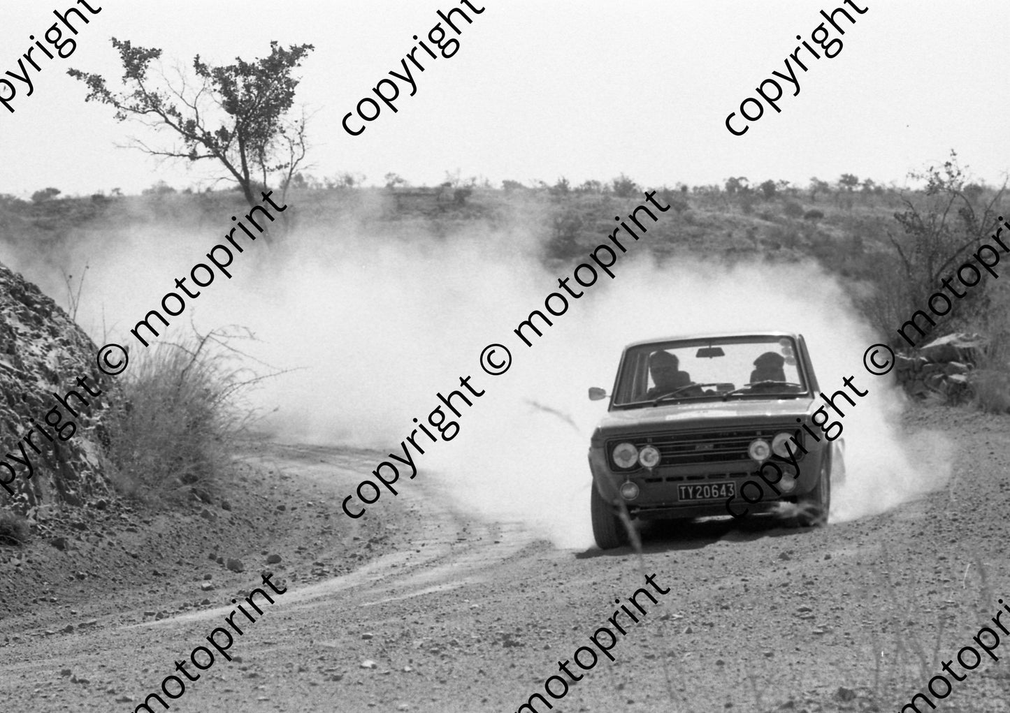 1973 Total 38 Ian Miller, John Buttress Fiat 128 (courtesy Roger Swan) (7)