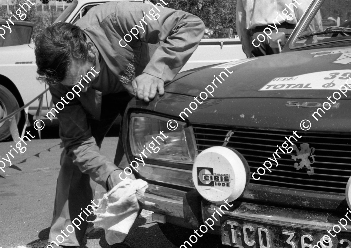 1973 Total 39 Andre Liebenberg Leon Joubert Peugeot 504Ti (courtesy Roger Swan) (11)