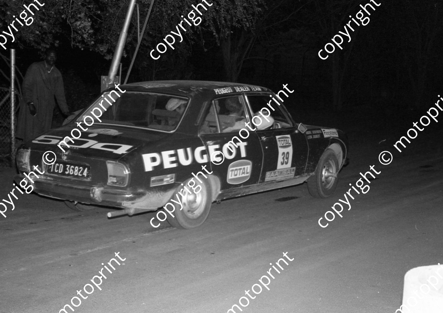 1973 Total 39 Andre Liebenberg Leon Joubert Peugeot 504Ti (courtesy Roger Swan) (12)