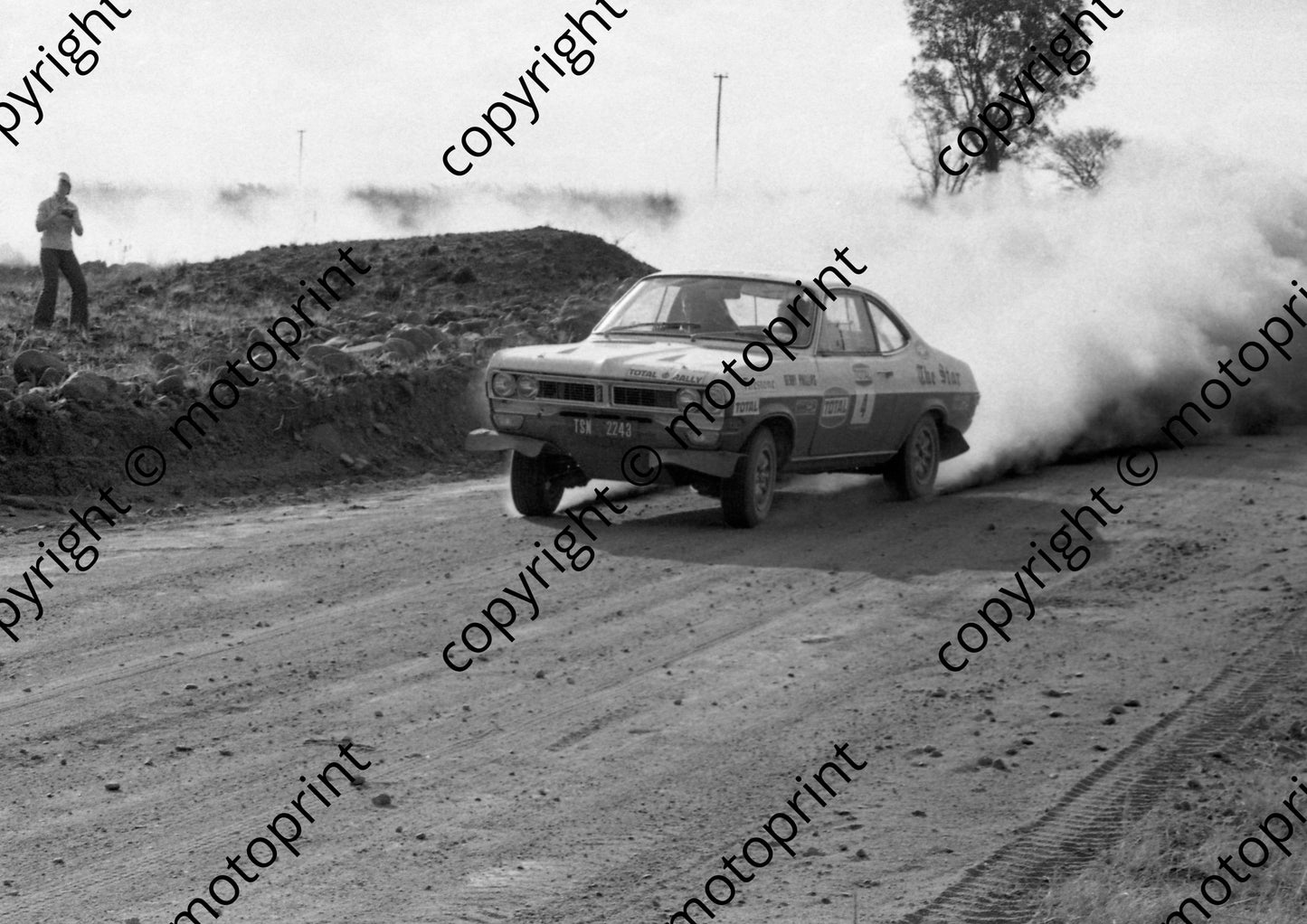 1973 Total 4 Jan Hettema, Geraint Philips Chev Firenza V8 (courtesy Roger Swan) (7)