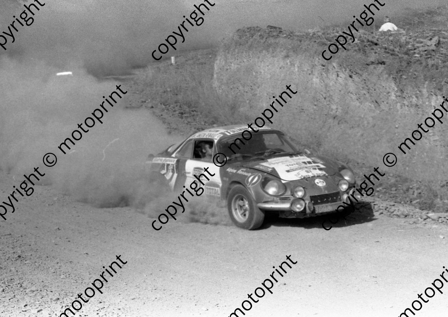 1973 Total 87 RJM Rue, R Isoart, Alpine Renault Lawson Motors entered (courtesy Roger Swan) (5)