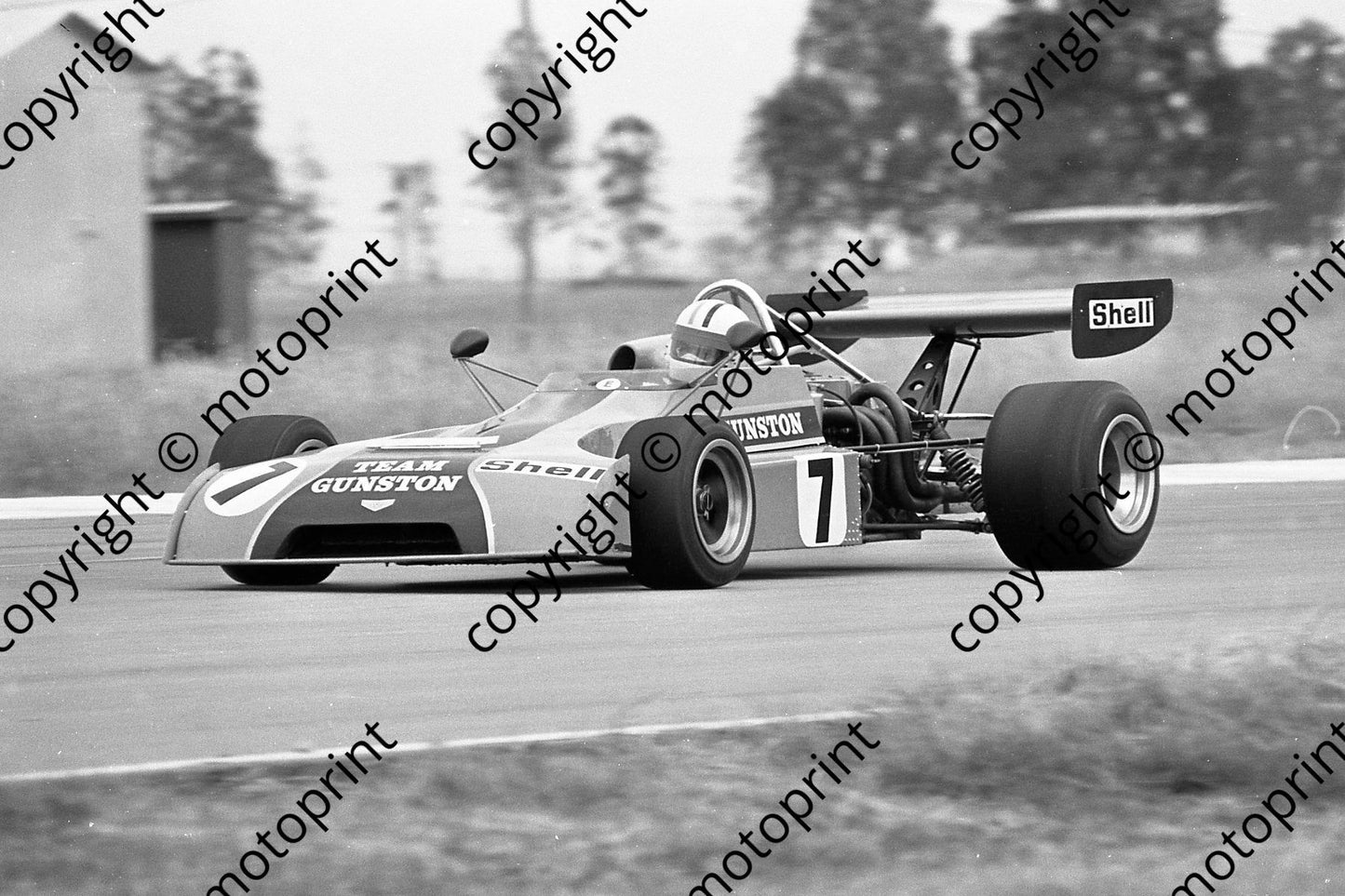 1973 Welkom SS 7 P de Klerk Chevron B25 (permission Malcolm Sampson Motorsport Photography) 1973 Welkom (146)