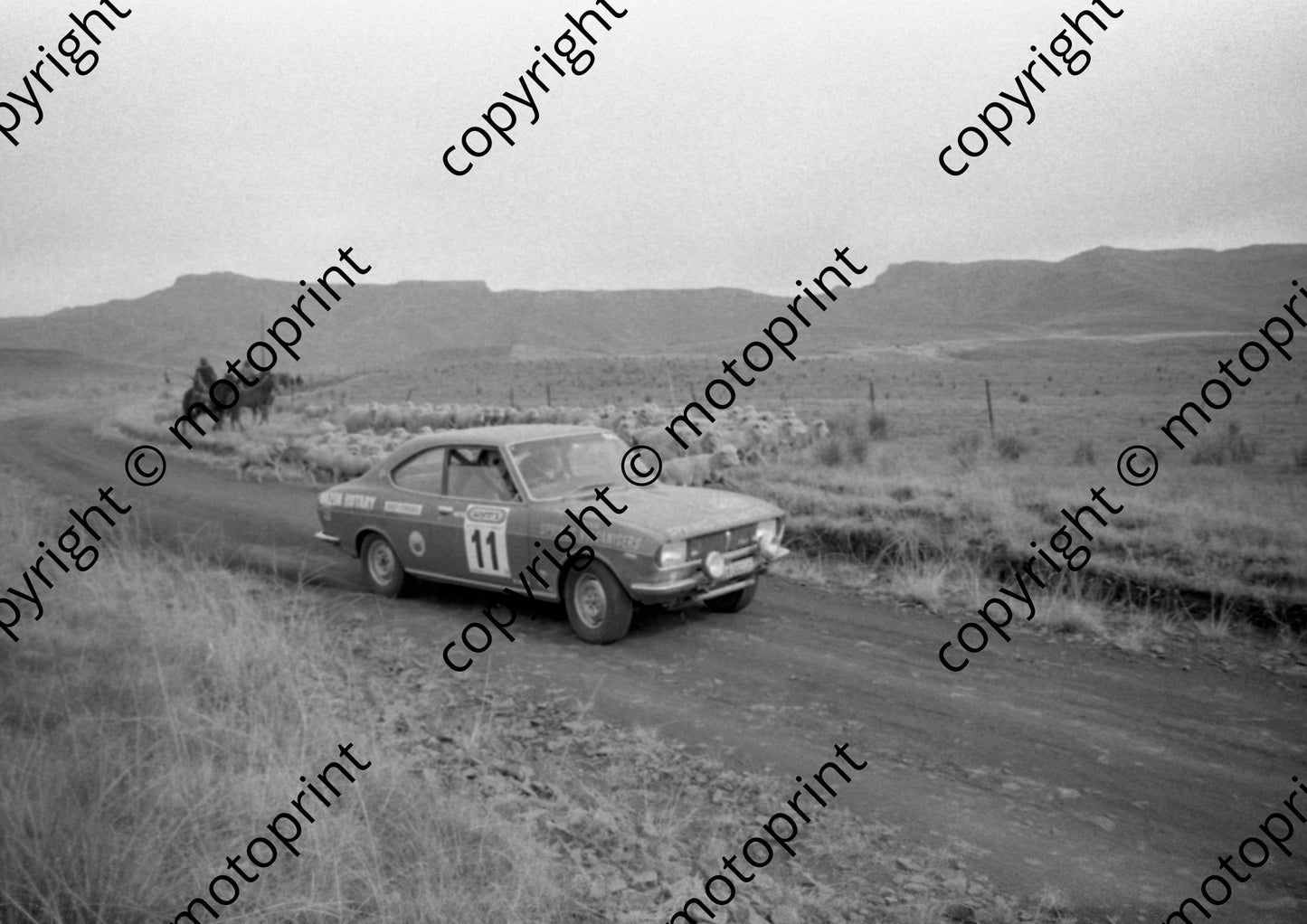 1973 Wynns 11 Natie Ferreira, Roger Gush Mazda Naude_s Nek 1088 (courtesy Roger Swan) (2)