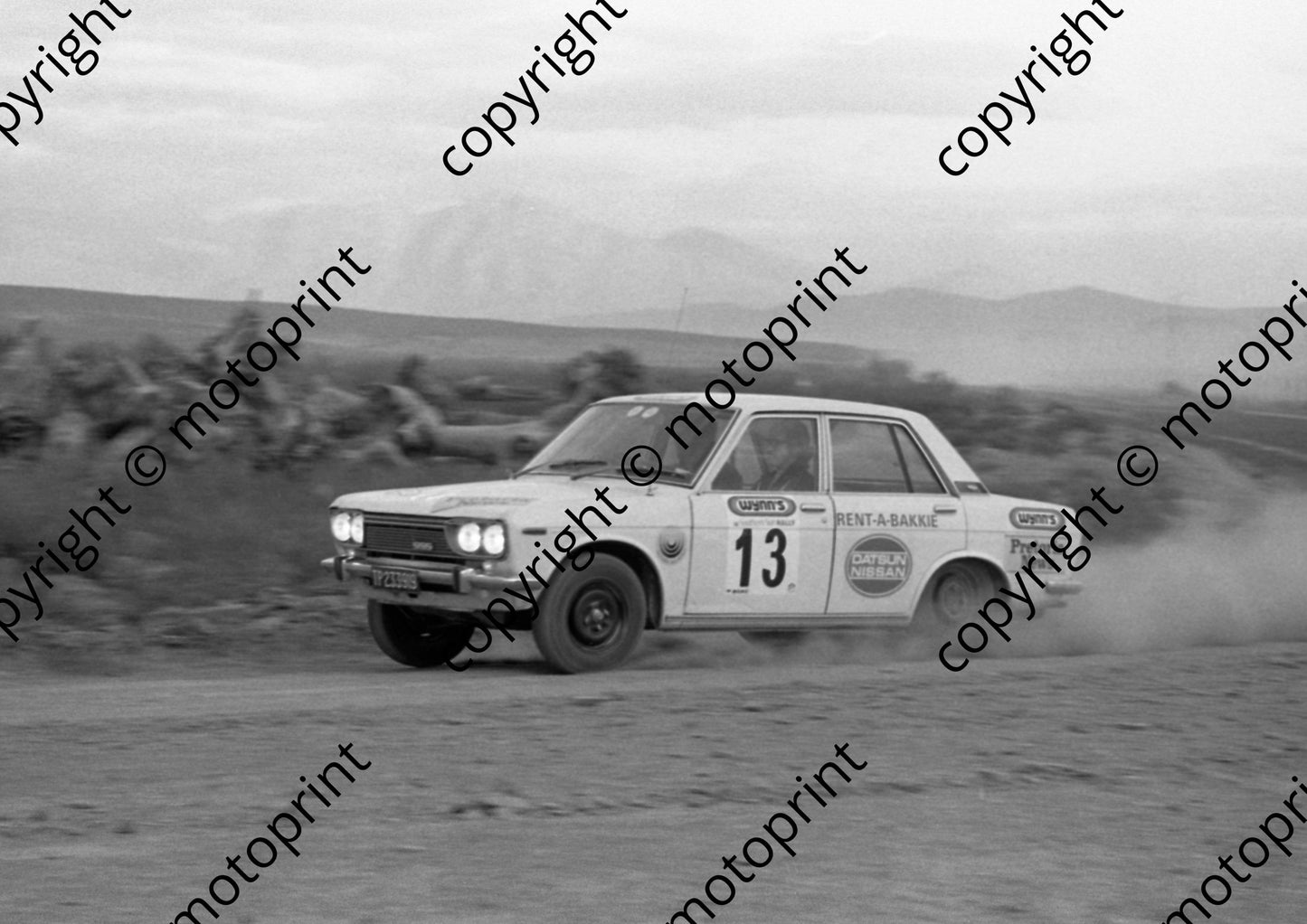 1973 Wynns 13 Harry Fekken, John Oxley Datsun SSS (courtesy Roger Swan) (8)