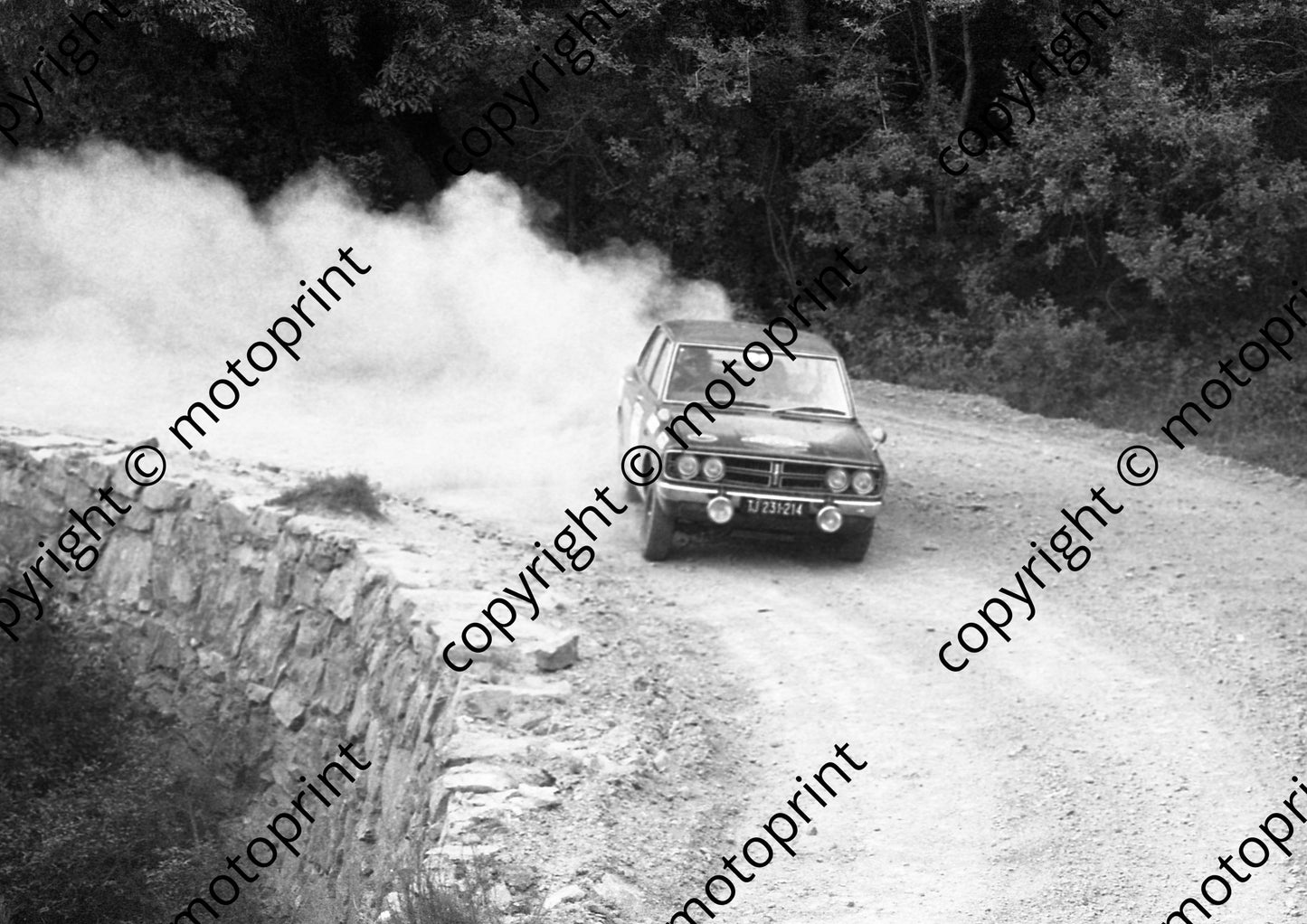 1973 Wynns 16 Roelof Fekken Robbie Broekmeyer Toyota GSL courtesy Roger Swan) (12)