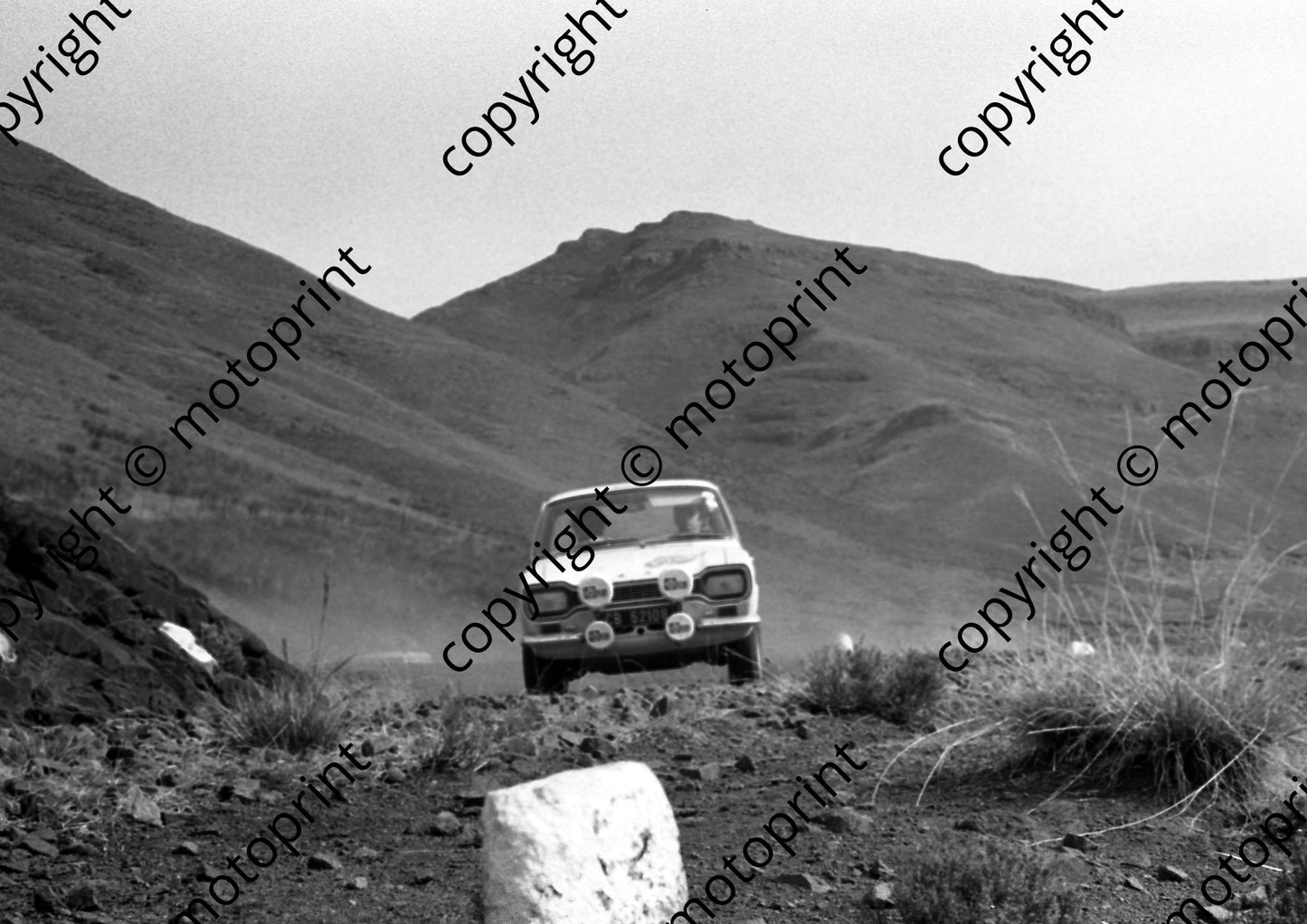 1973 Wynns 32 Bernie Marriner, Dick Crosbie Escort 1600 GT 1088 (courtesy Roger Swan) (13)