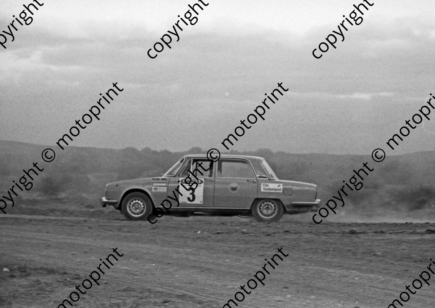 1973 Wynns 3 Ian Adcock, Peter Hall Alfa 1750 Berlina (courtesy Roger Swan) (17)