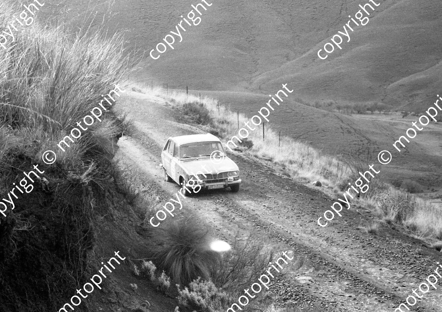 1973 Wynns 55 F Schurmann, Max Oerder Renault 16TS (courtesy Roger Swan) (1)