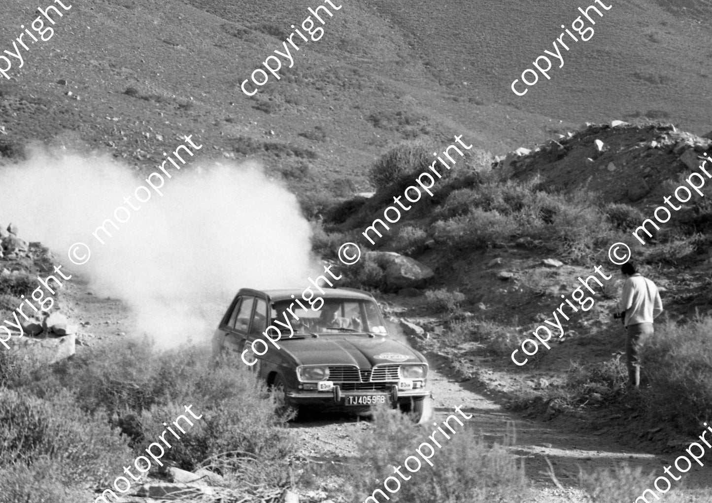 1973 Wynns 55 F Schurmann, Max Oerder Renault 16TS (courtesy Roger Swan) (3)