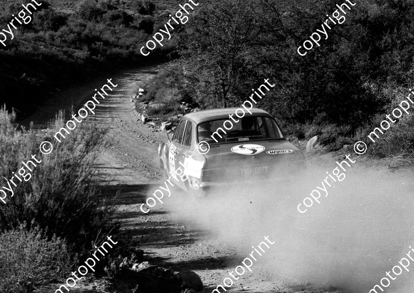 1973 Wynns 65 BW Strydom, G van Jaarsveld Escort 1300 (courtesy Roger Swan) (19)