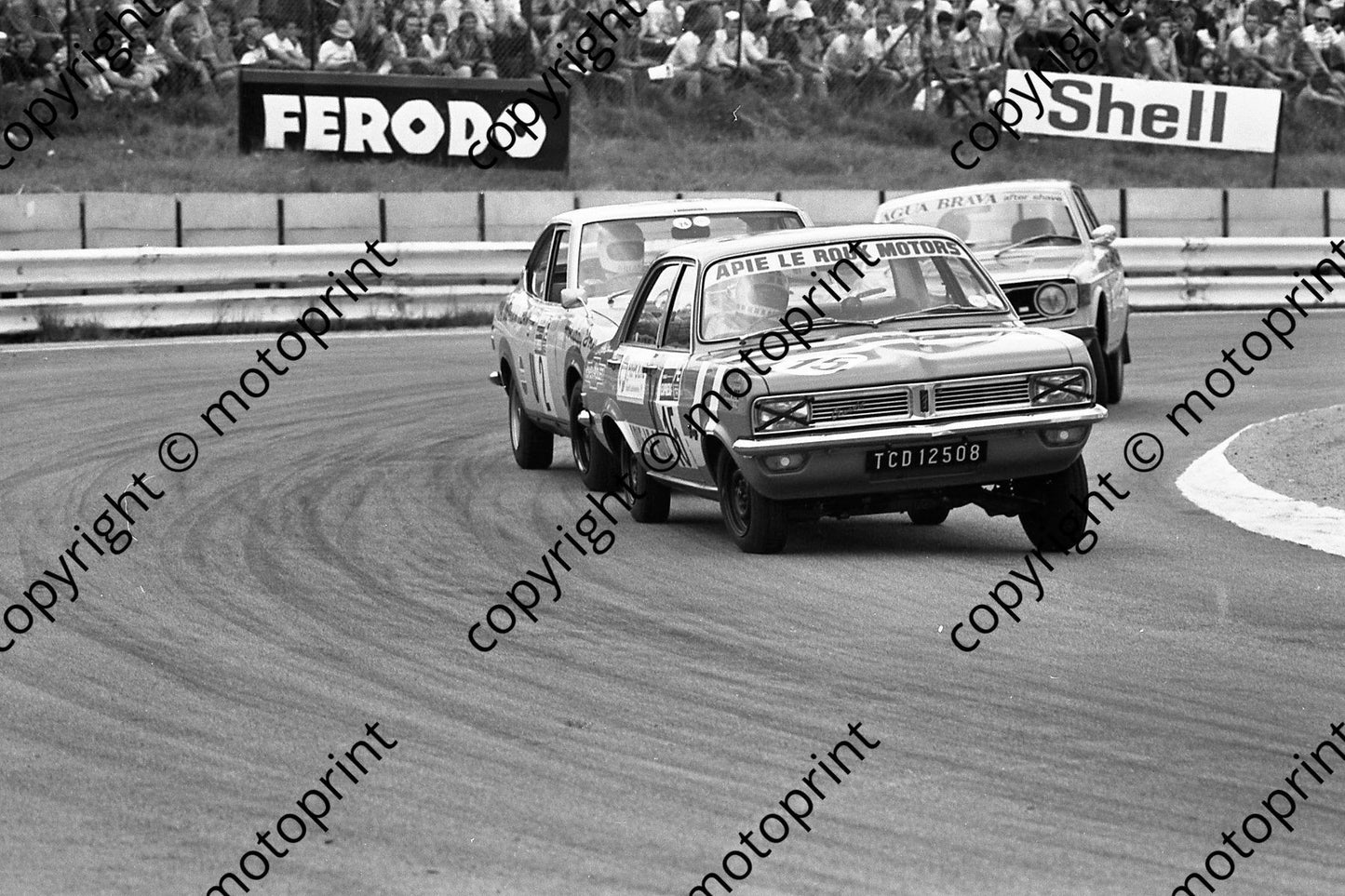 1974 AE SA 100 15 Dan Thomas Firenza 2 Brian von Hage RX2, Dave Clapham Volvo 144E (9)