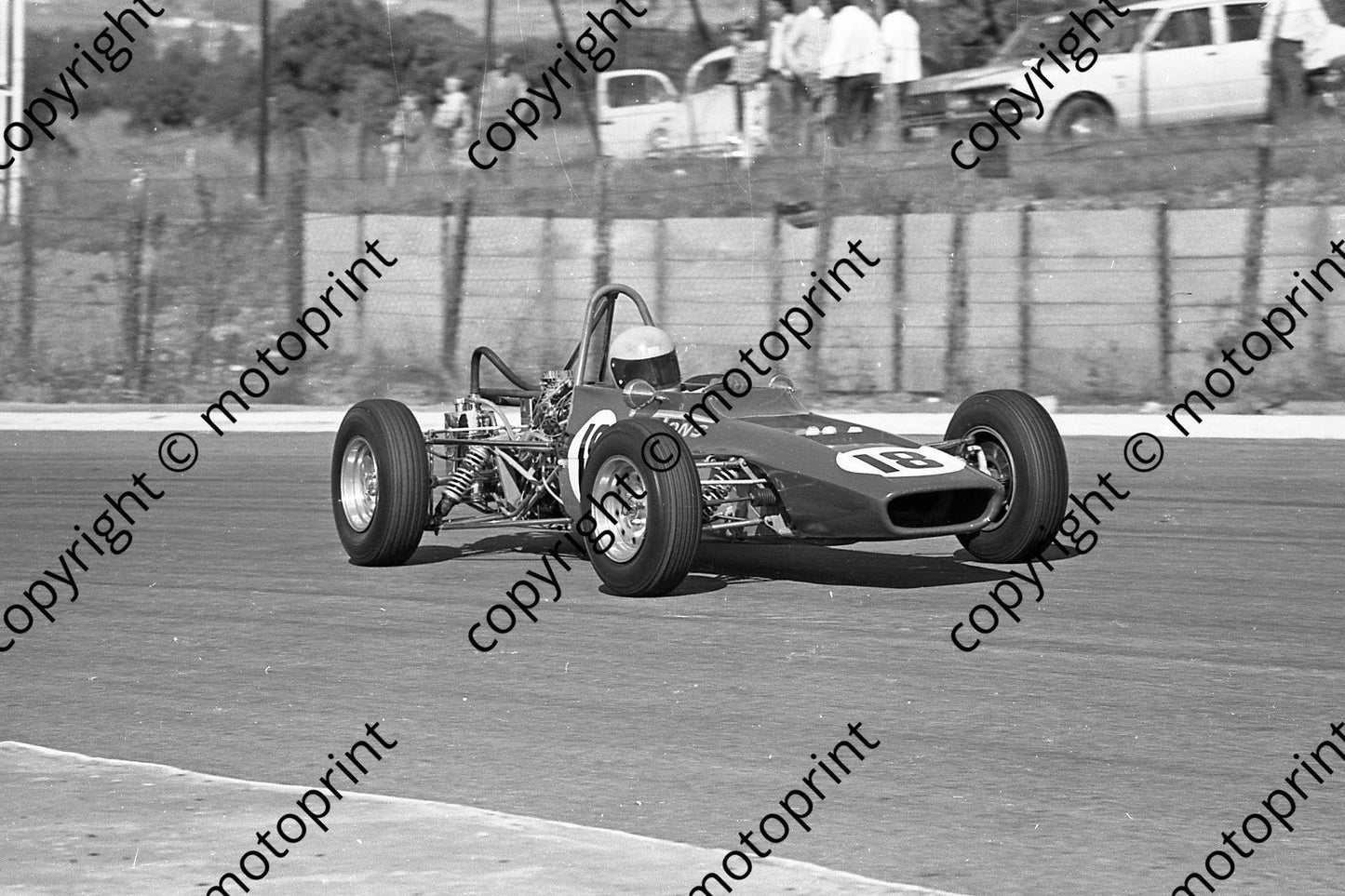 1974 Kya FF 18 W Todd Titan Mk5 (permission Malcolm Sampson Motorsport Photography) 1974 Kya FF Republic