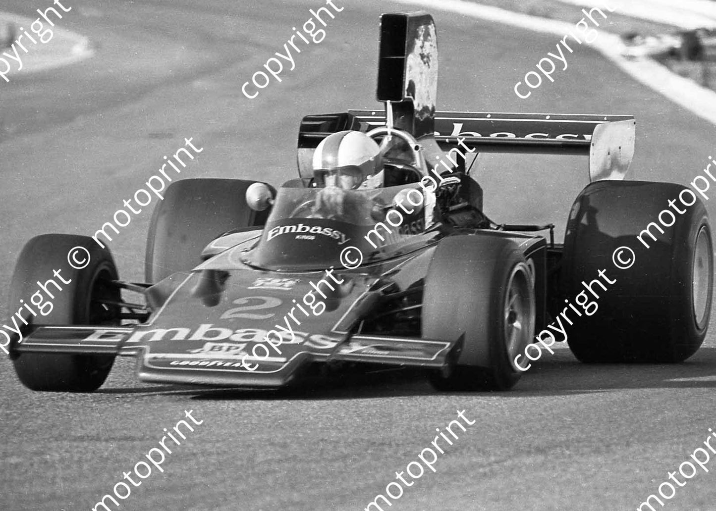 1974 Kya SS 2 E Keizan Lotus 72 cleaned 5x7 (permission Malcolm Sampson Motorsport Photography)(17)