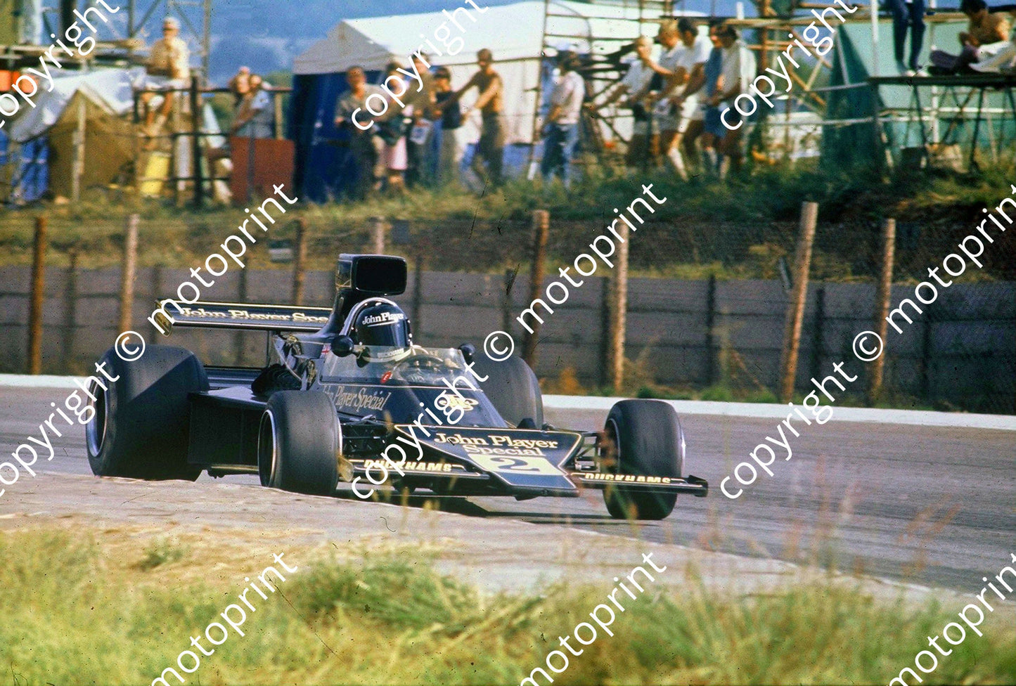 1974 SA GP 2 Jacky Ickx Lotus 76 (IvH file)