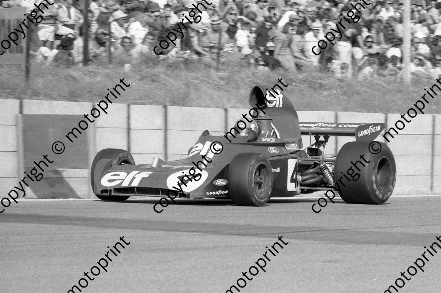 1974 SA GP 4 Patrick Depailler Tyrrell (Courtesy Roger Swan) 180