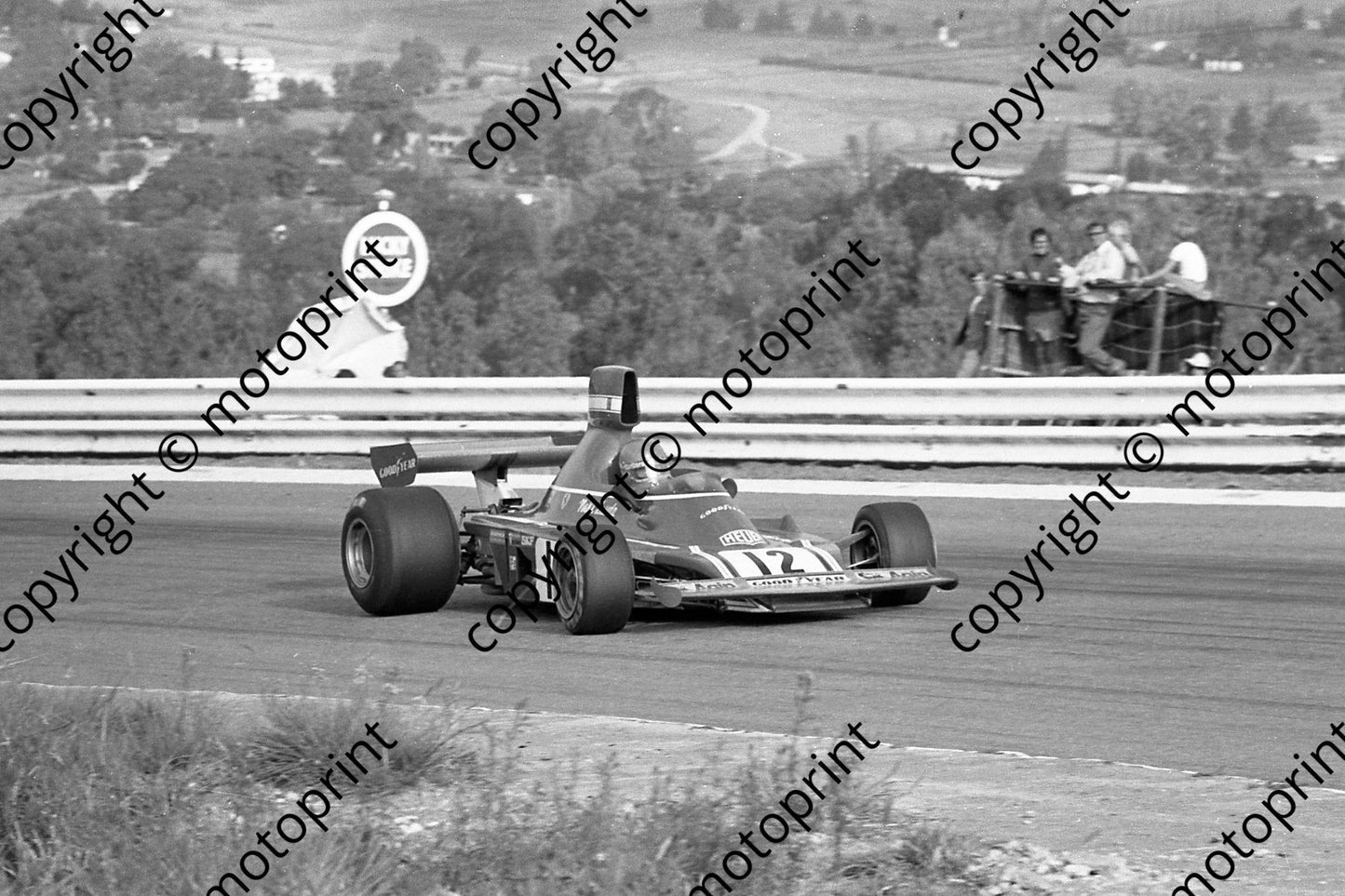 1974 SA GP SS 12 Lauda Ferrari 312B3-012 (permission Malcolm Sampson Motorsport Photography) (530)