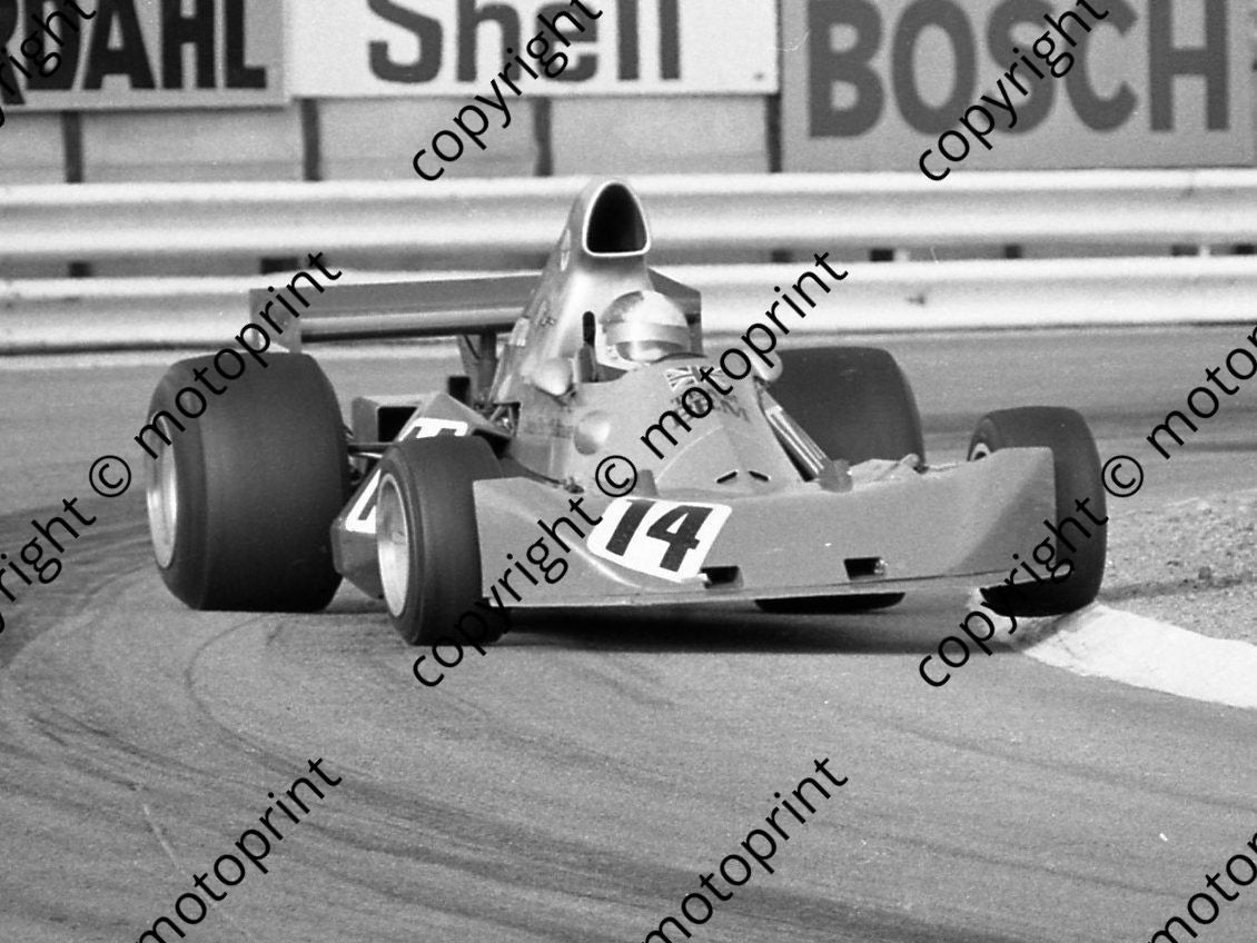 1974 SA GP SS 14 Beltoise BRM P201-1 (permission Malcolm Sampson Motorsport Photography) (529)