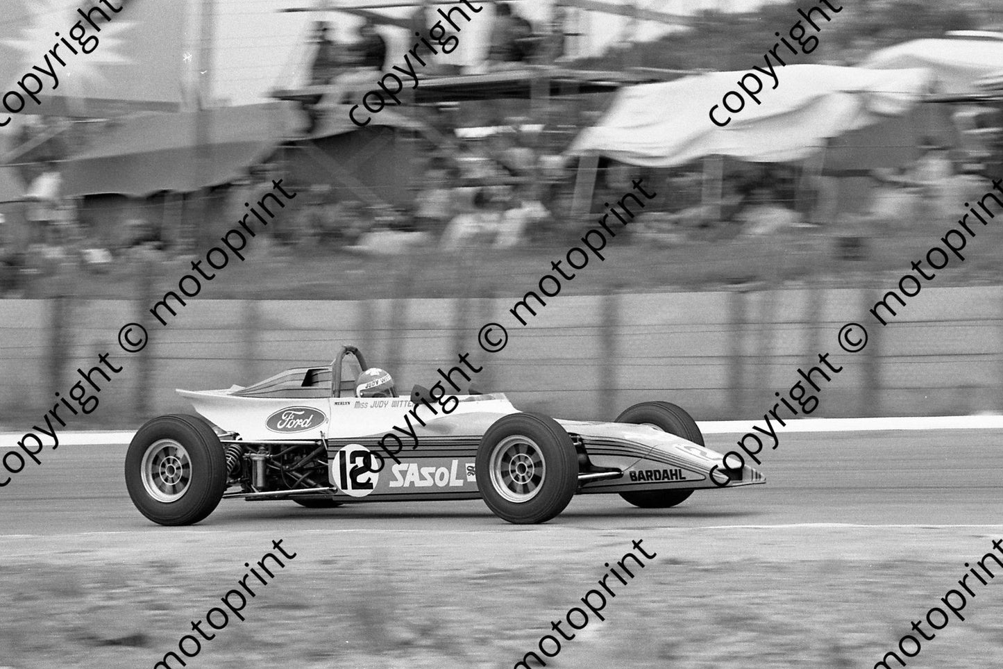 1974 SA GP support FF 12 Judy Witter Merlyn Mk25 (permission Malcolm Sampson Motorsport Photography) (509)