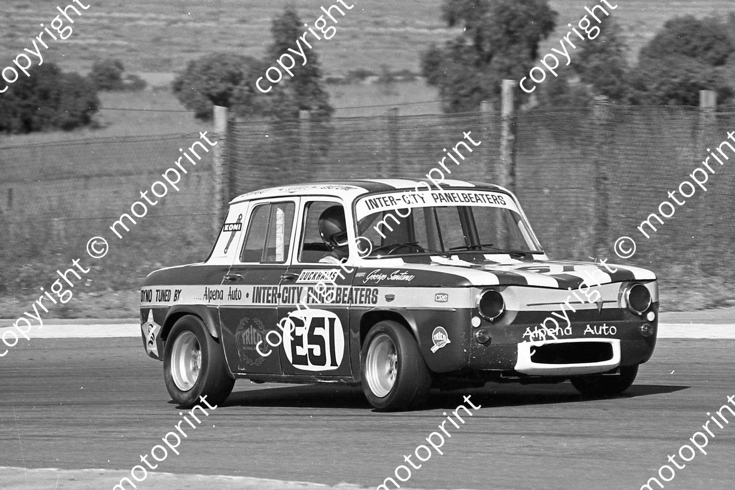 1974 SL Star prod E51 R8 G Santana (permission Malcolm Sampson Motorsport Photography) (1)