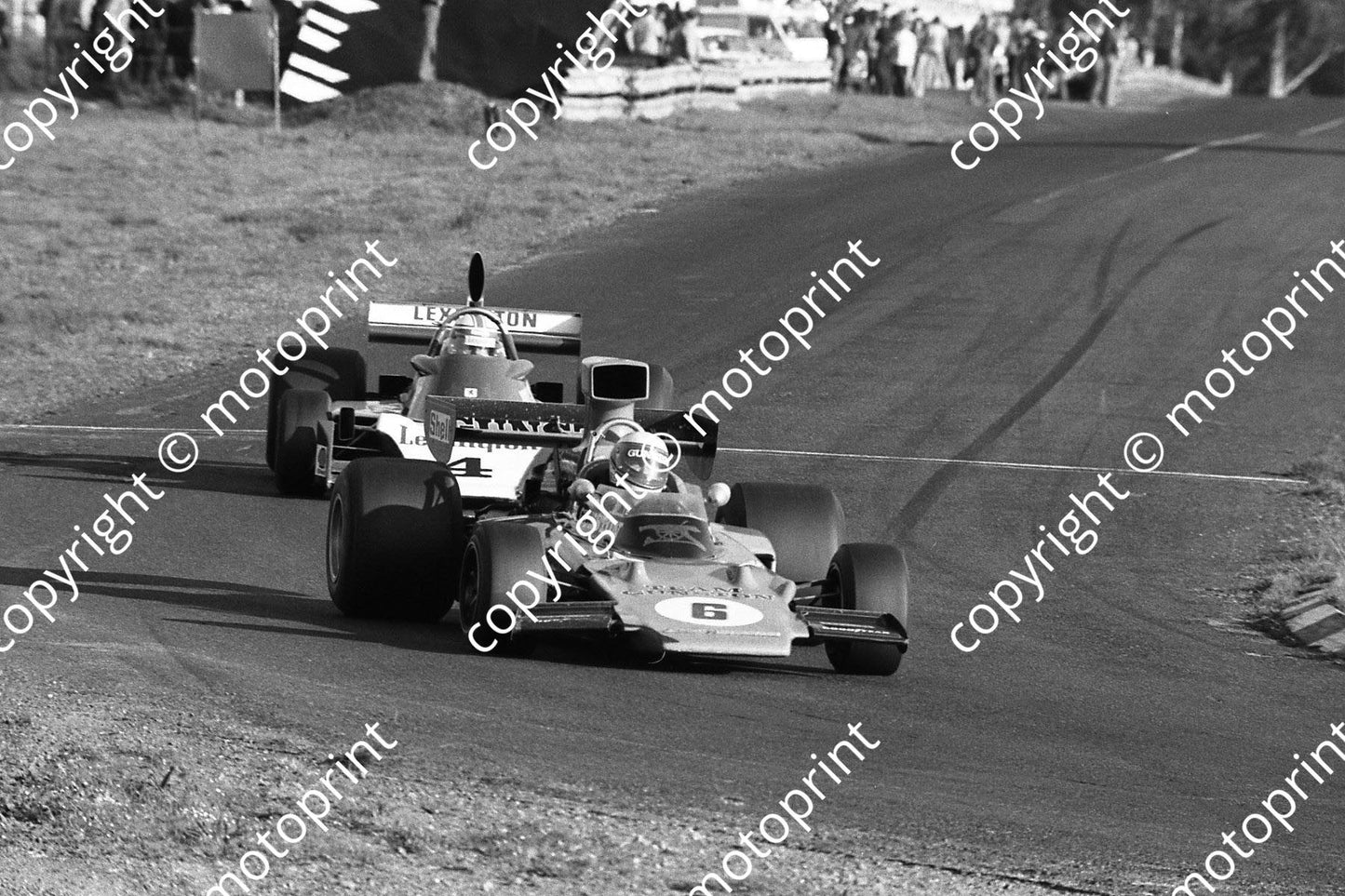 1975 False Bay 100 6 G Tunmer Lotus 72 4 I Scheckter Tyrrell (courtesy Roger Swan)026