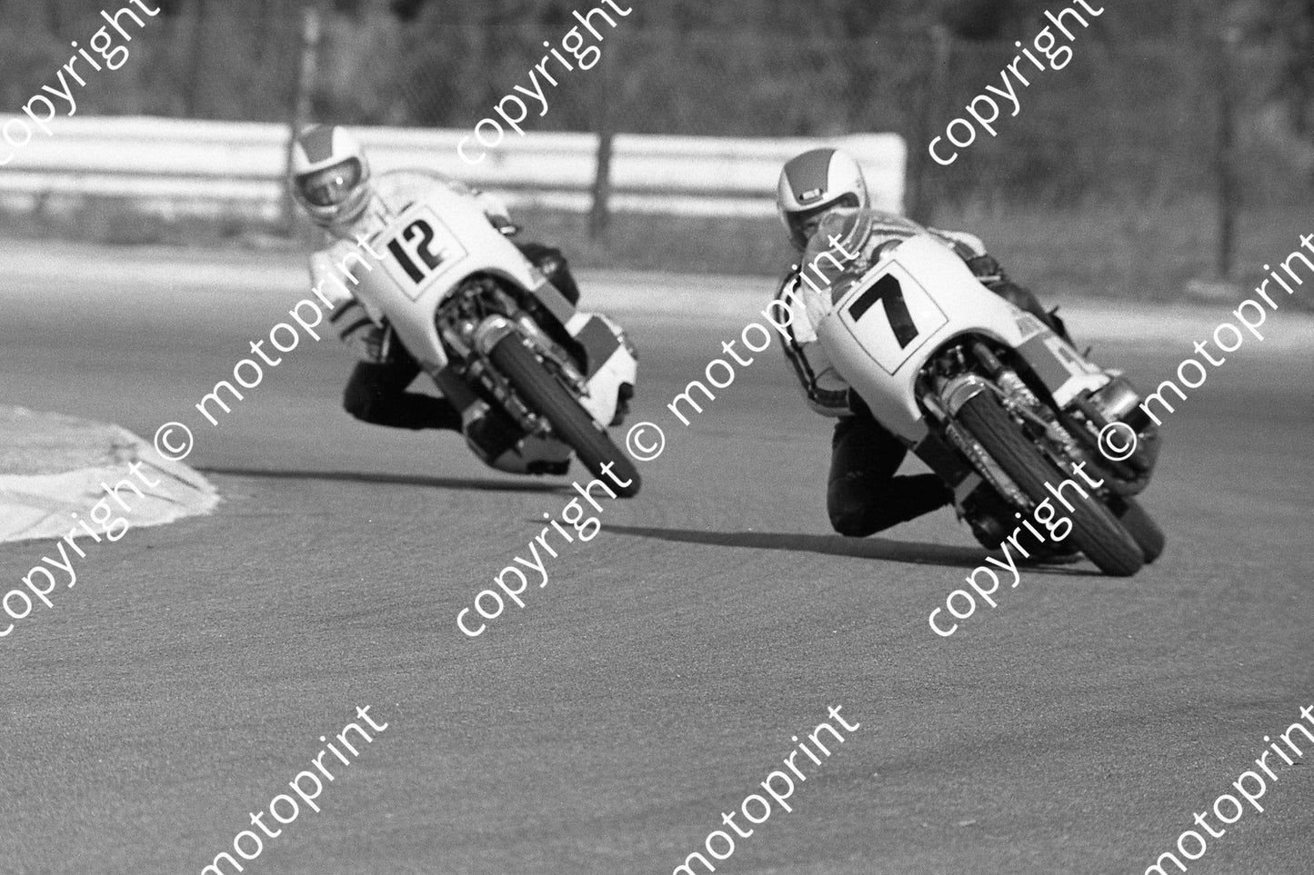 1975 Highveld 100 MC 7 F van Niekerk Honda 12 D Cramond Honda (permission Roger Swan) 027