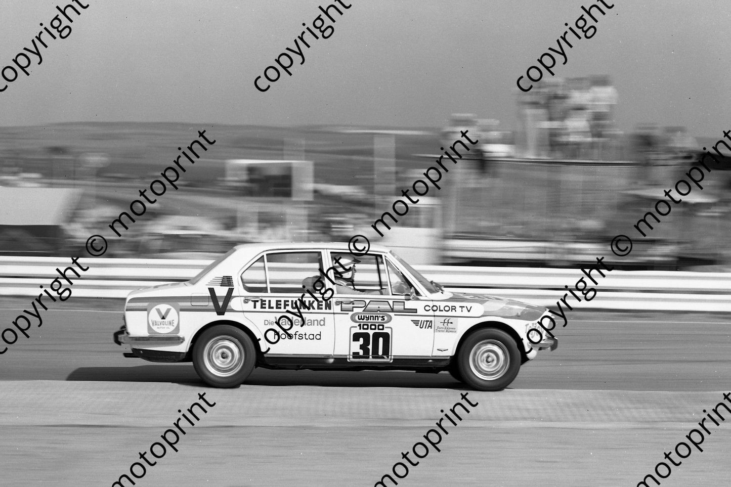 1975 Wynns 30 Alfetta Klomfass Hettema (permission Malcolm Sampson Motorsport Photography) 312