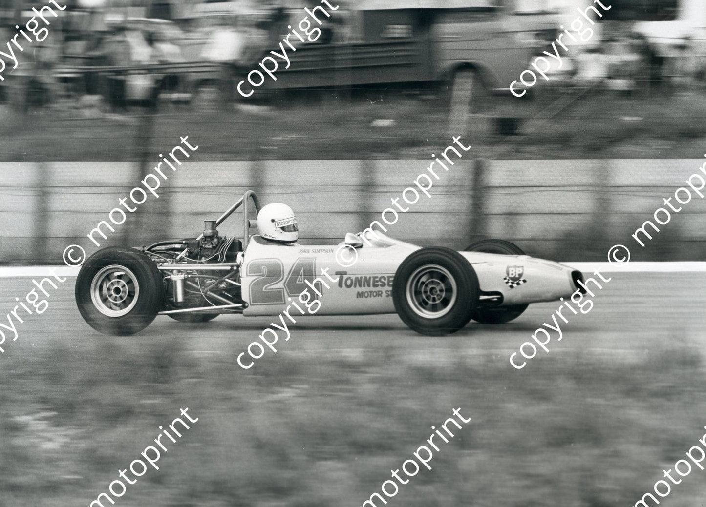1976 FF 24 John Simpson Merlyn Mk20 (permission Malcolm Sampson Motorsport Photography) 250