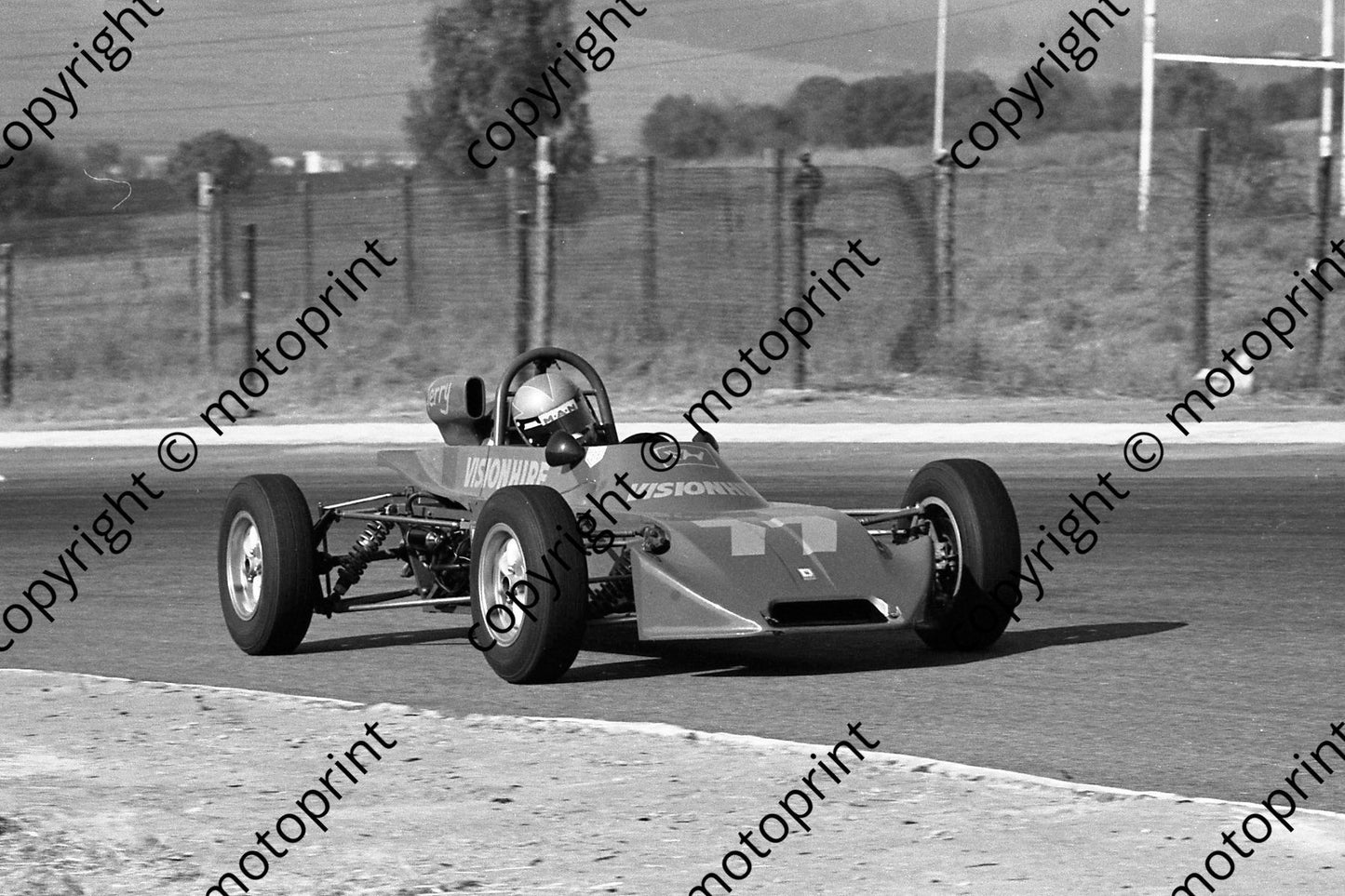 1976 FF Kya 77 Terry Bengis Dulon MP17 (permission Malcolm Sampson Motorsport Photography) 292