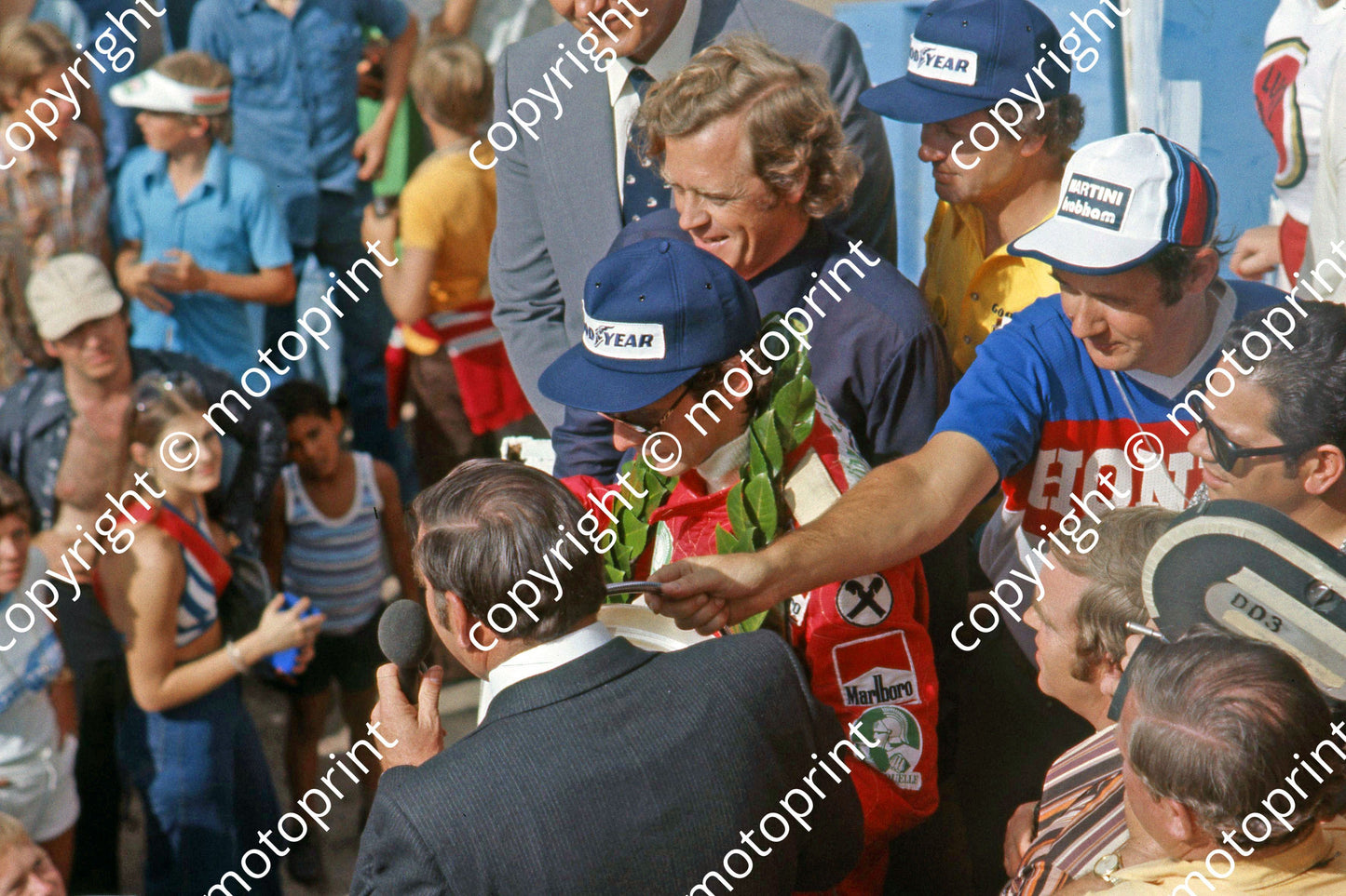 1976 Lauda podium A4 010