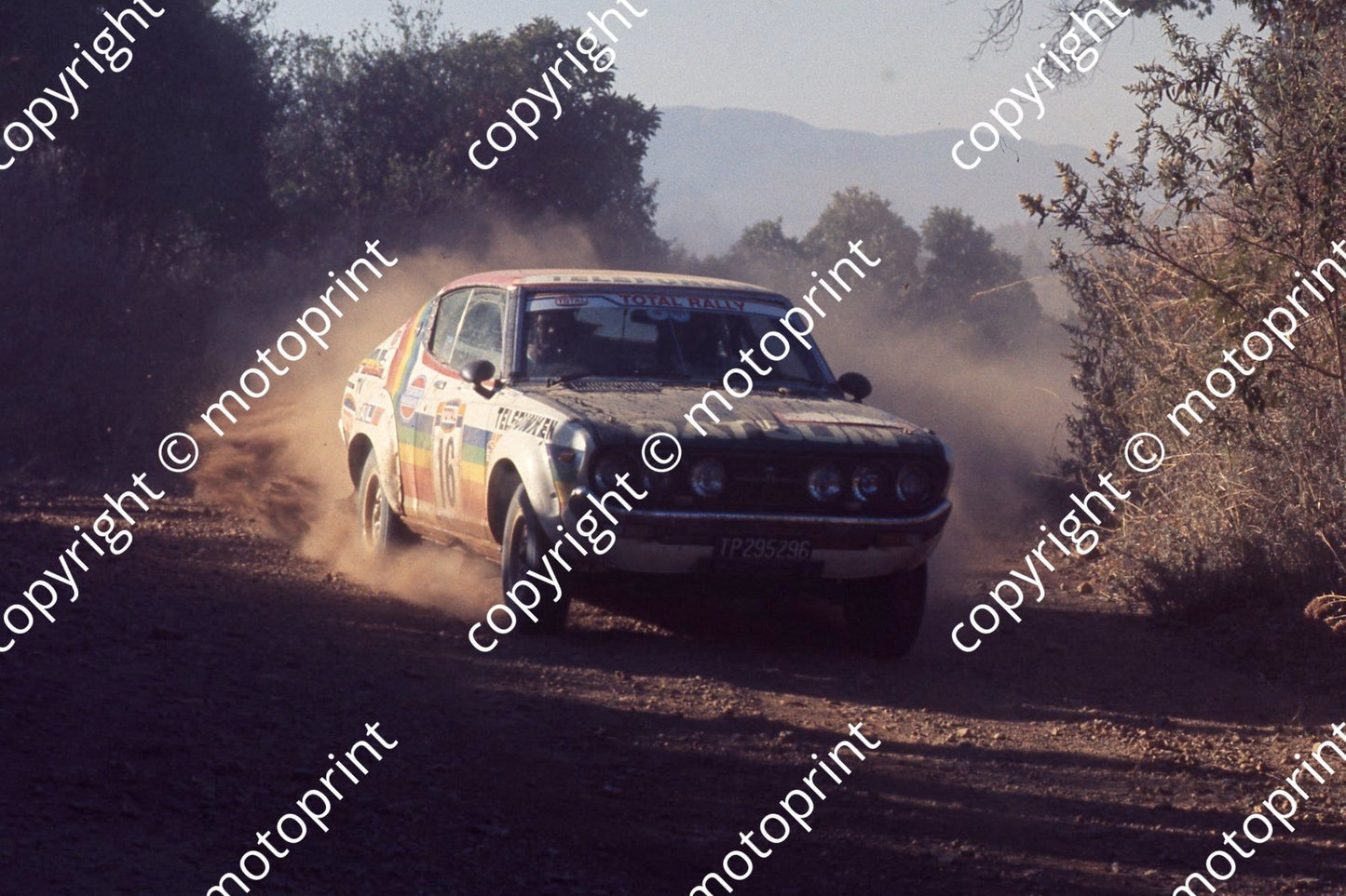 1976 Total 16 Kassie Coetzee... Datsun (courtesy Roger Swan) (11)