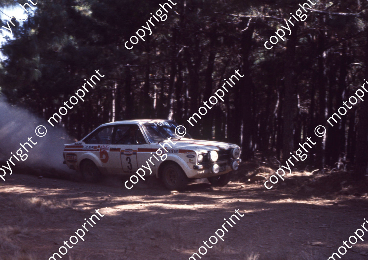 1976 Total 3 Roger Clark, Stuart Pegg Escort RS1800 (courtesy Roger Swan) (2)