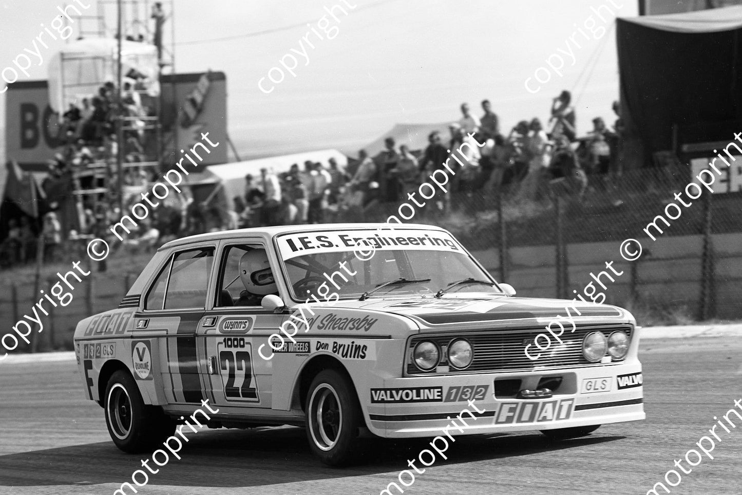 1976 Wynns 22 Fiat 132 GLS D Bruins E Shearsby