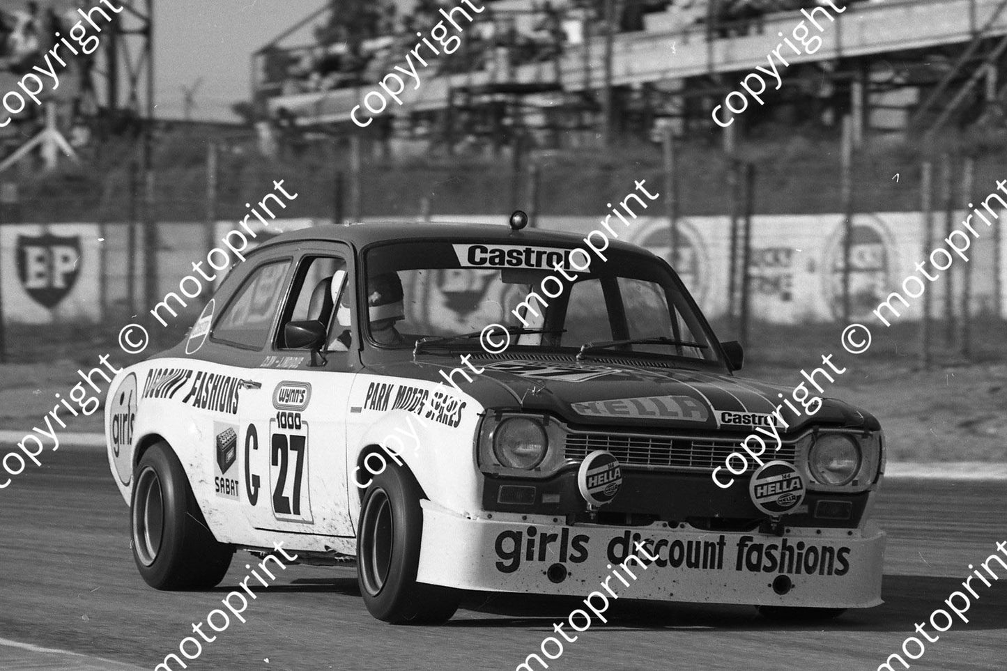 1976 Wynns 27 Escort Clay Lindeque SL (permission Malcolm Sampson Motorsport Photography)(23)