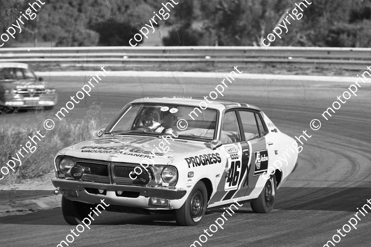 1976 Wynns 46 Datsun 140Y J Charlton A Charlton SL (permission Malcolm Sampson Motorsport Photography)(1)