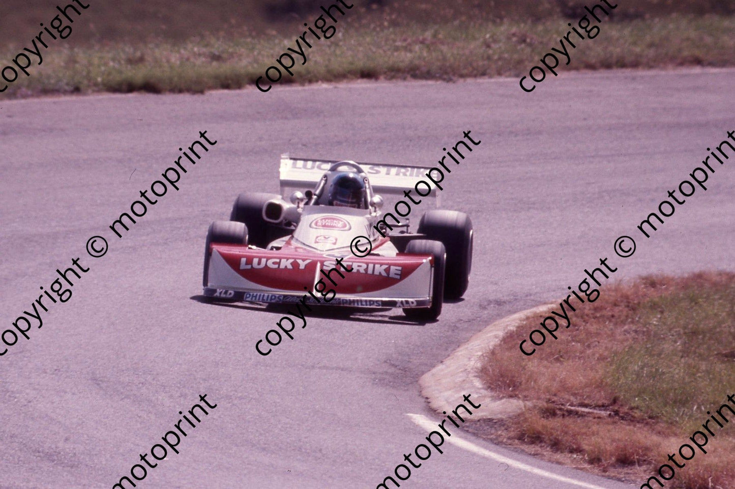 1977 FA Hesketh Dave Charlton March 76B (1)