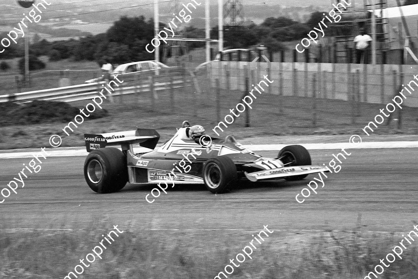1977 SA GP 11 Niki Lauda Ferrari 312T2 (permission Malcolm Sampson Motorsport Photography) (10)
