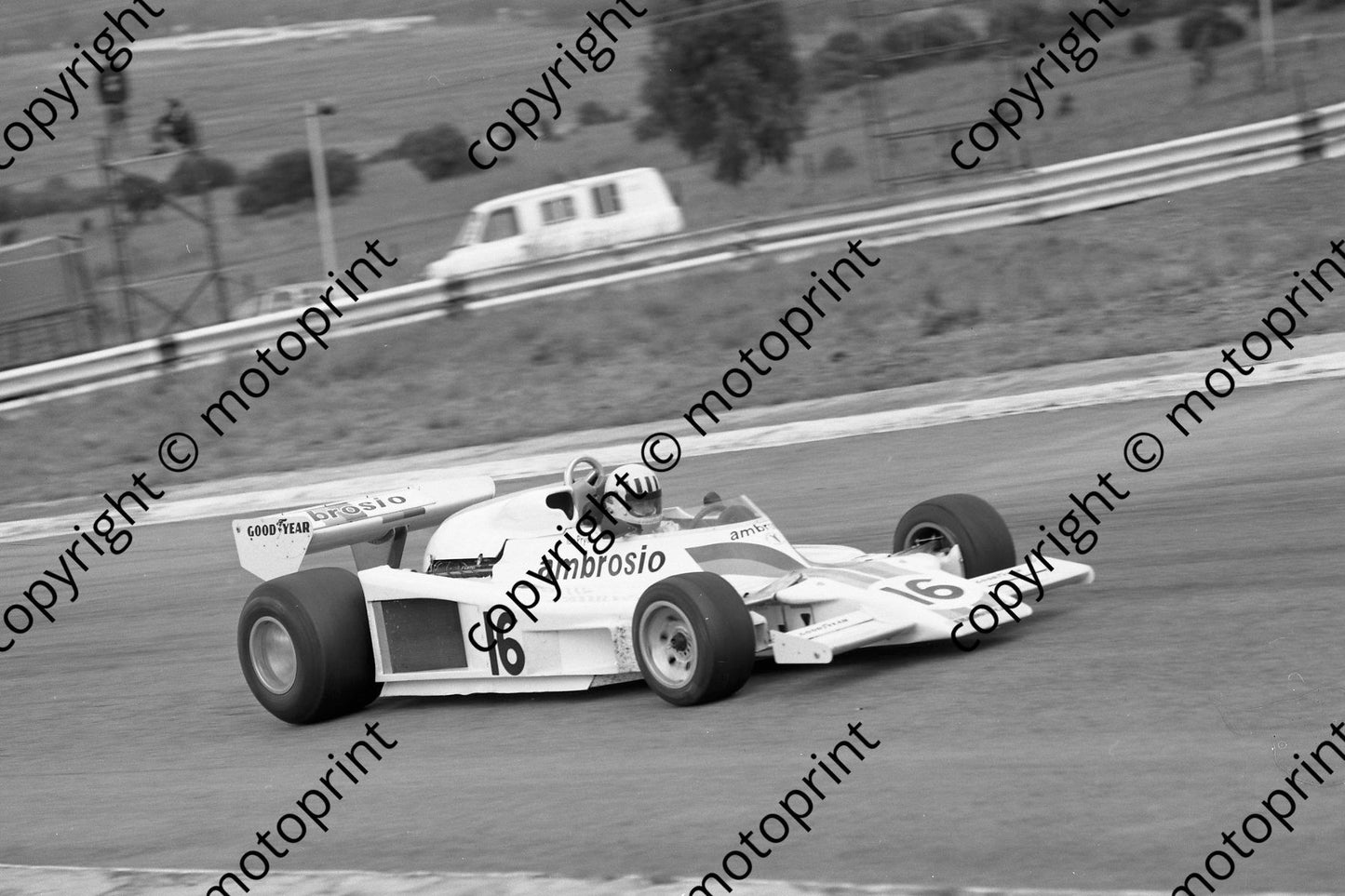 1977 SA GP 16 Tom Pryce Shadow DN8 (5)