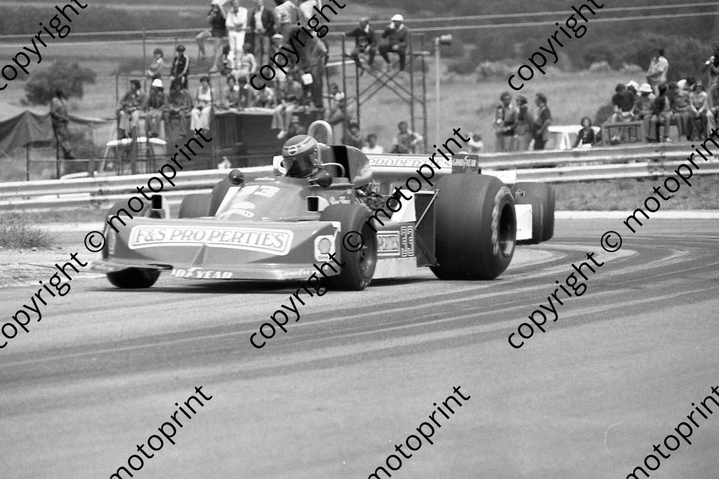 1977 SA GP 33 Boy Hayje March 761 (permission Malcolm Sampson Motorsport Photography) (2)