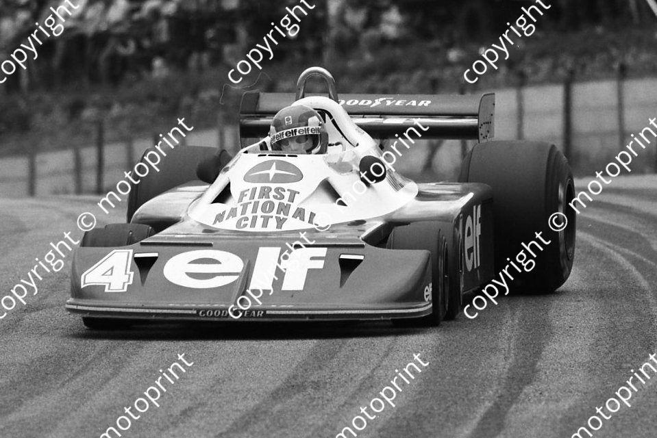 1977 SA GP 4 Patrick Depailler Tyrrell P34 (permission Malcolm Sampson Motorsport Photography) (23)
