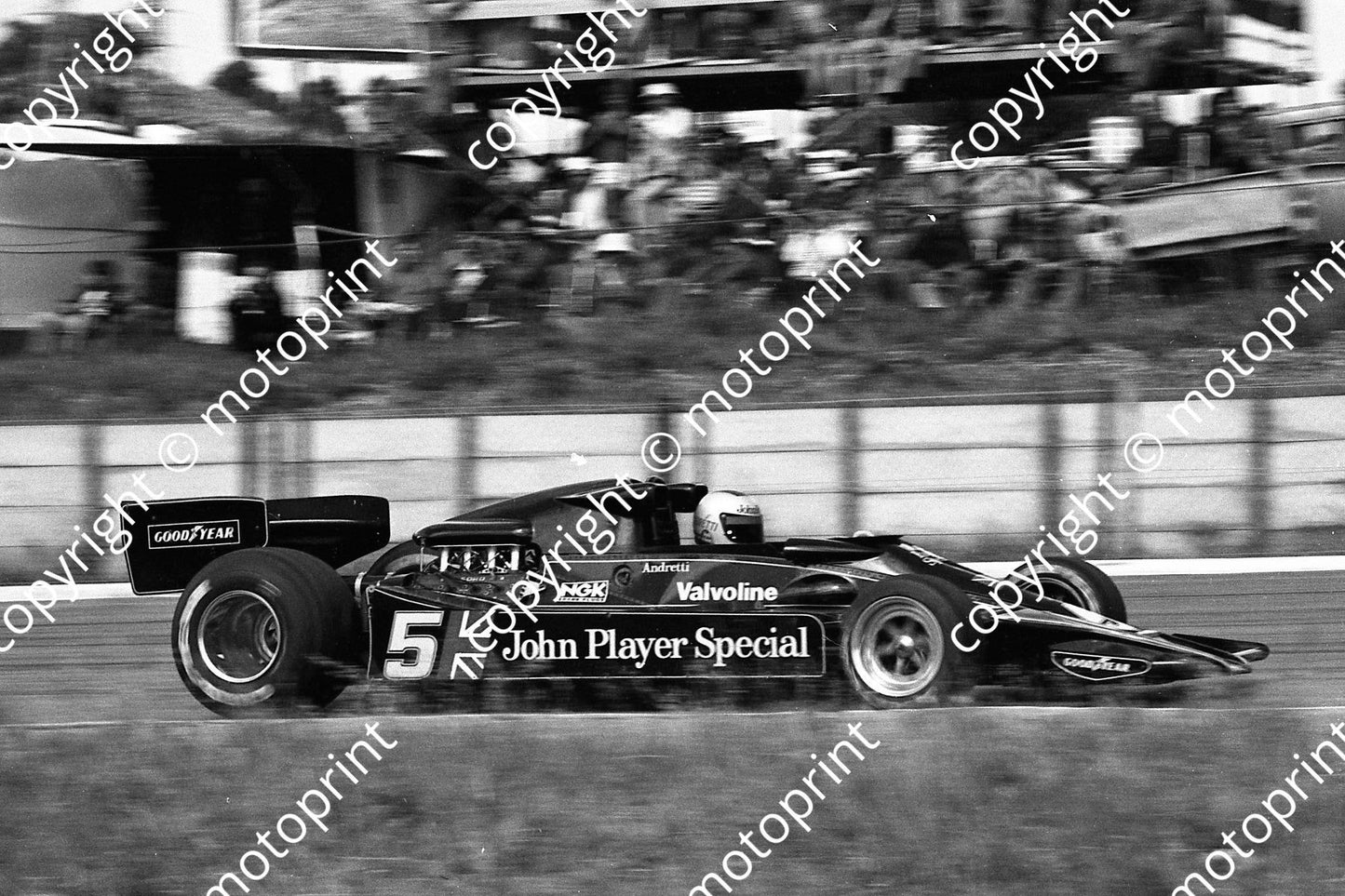 1977 SA GP 5 Mario Andretti Lotus 78 (permission Malcolm Sampson Motorsport Photography) (2)