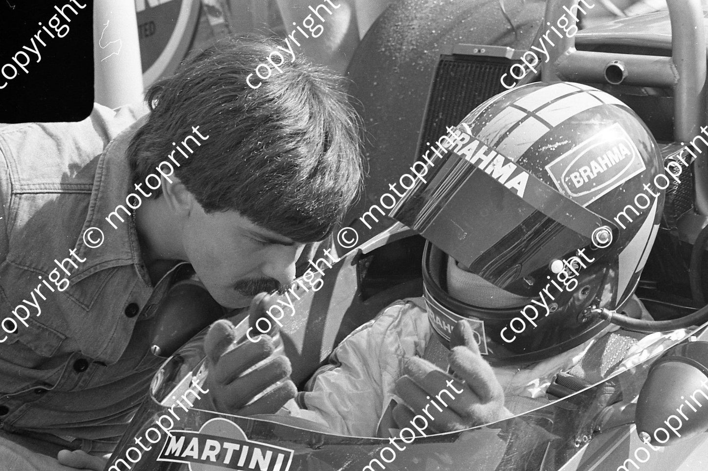 1977 SA GP 8 Carlos Pace, Gordon Murray (permission Malcolm Sampson Motorsport Photography) (3)