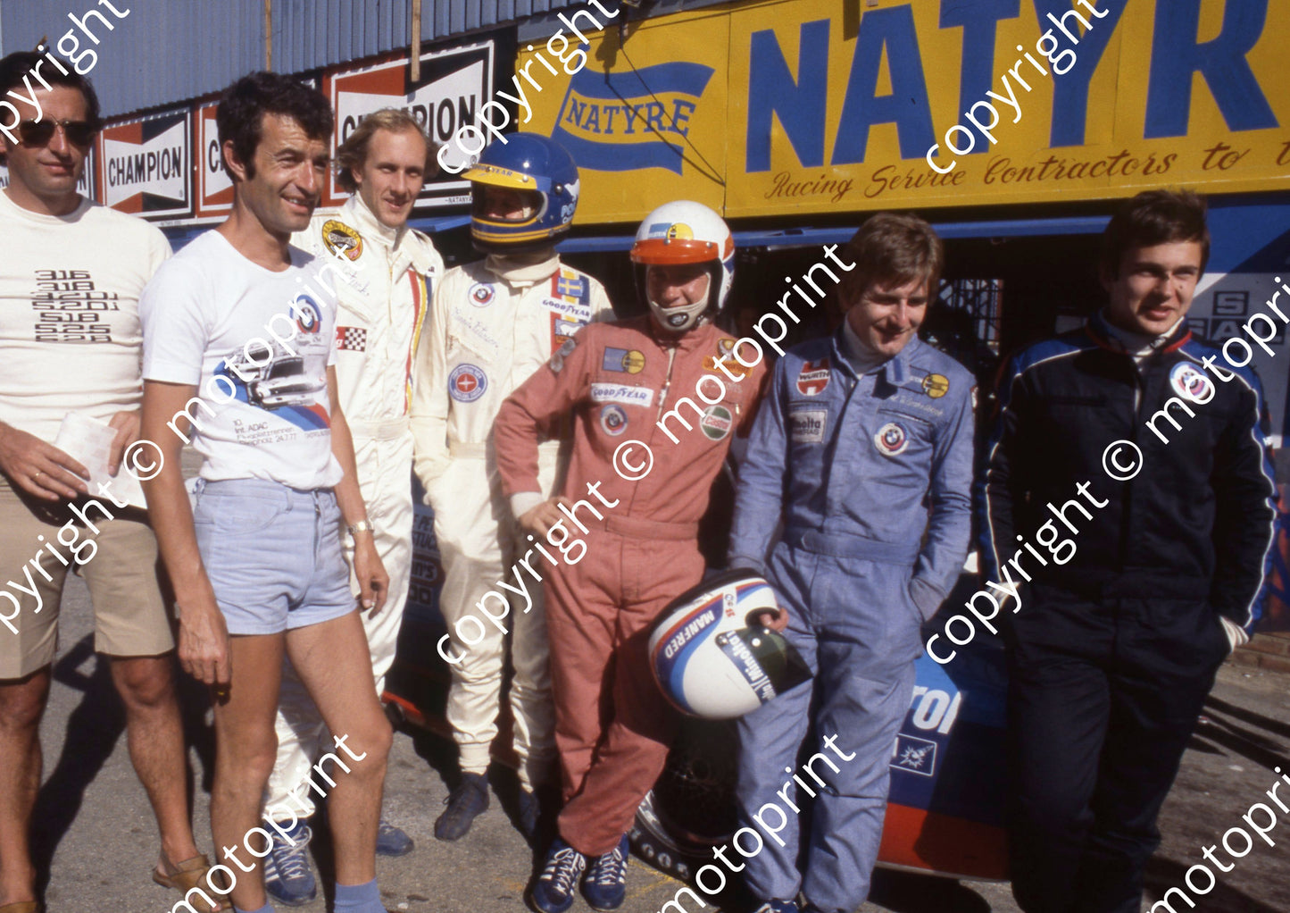 1977 Wynns 11 Dieter Stappert team manager, 3rd left Stuck, Peterson, Grohs, Winkelhock, Hottinger(courtesy Roger Swan)jpg (3)